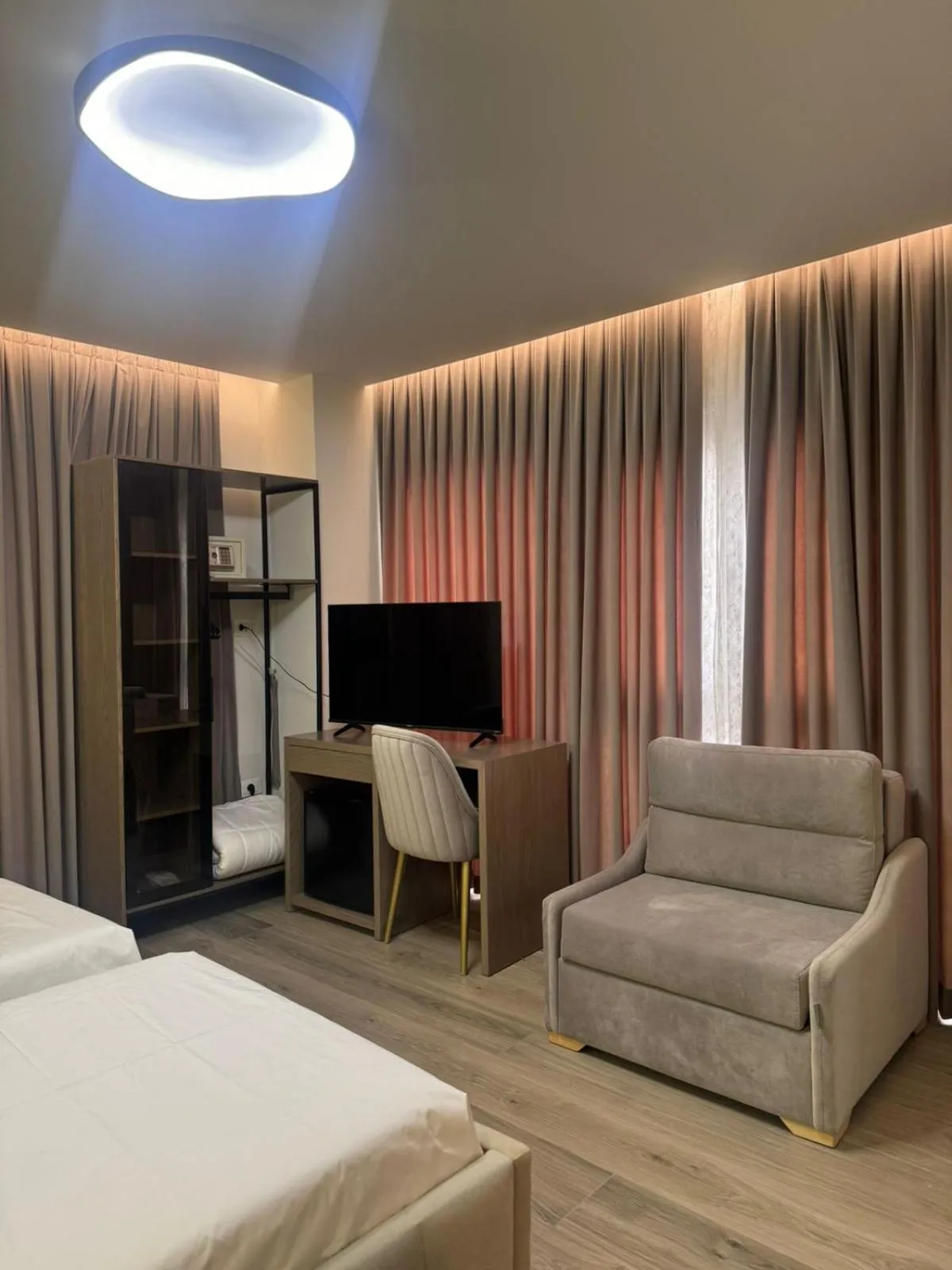 TV and multimedia, Bed in OLIA Residence