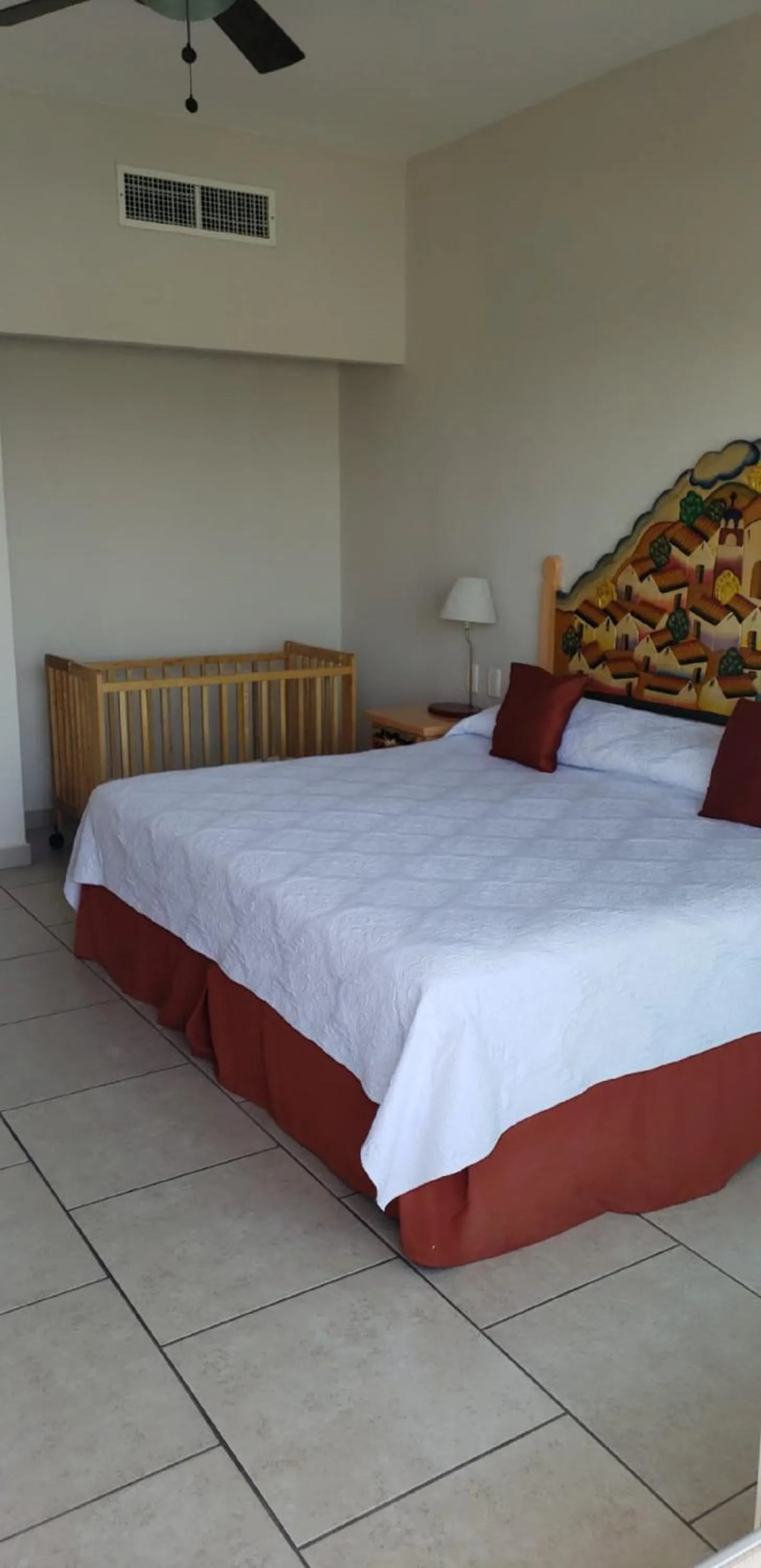 Bed in Marina Banderas Suites Hotel Boutique