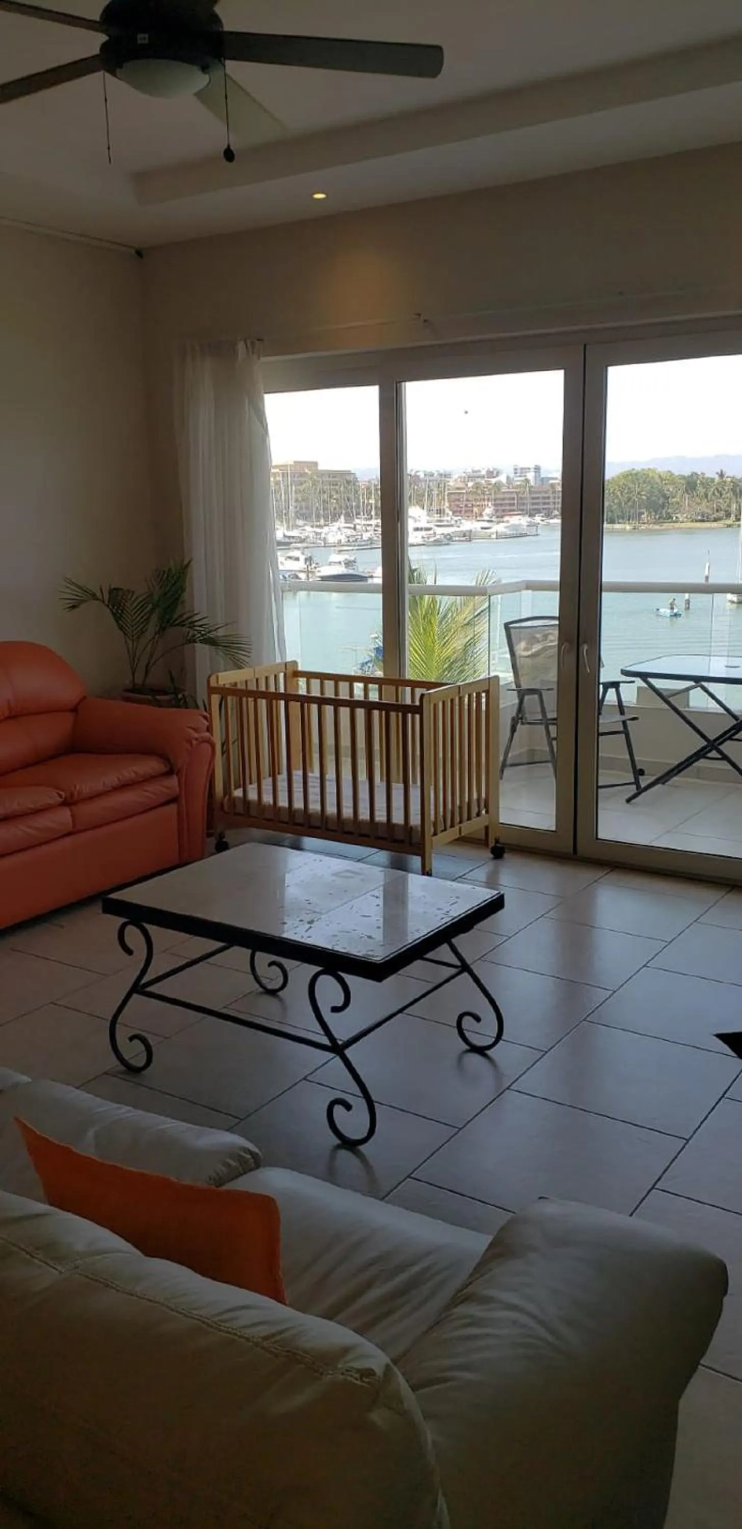 Seating area in Marina Banderas Suites Hotel Boutique