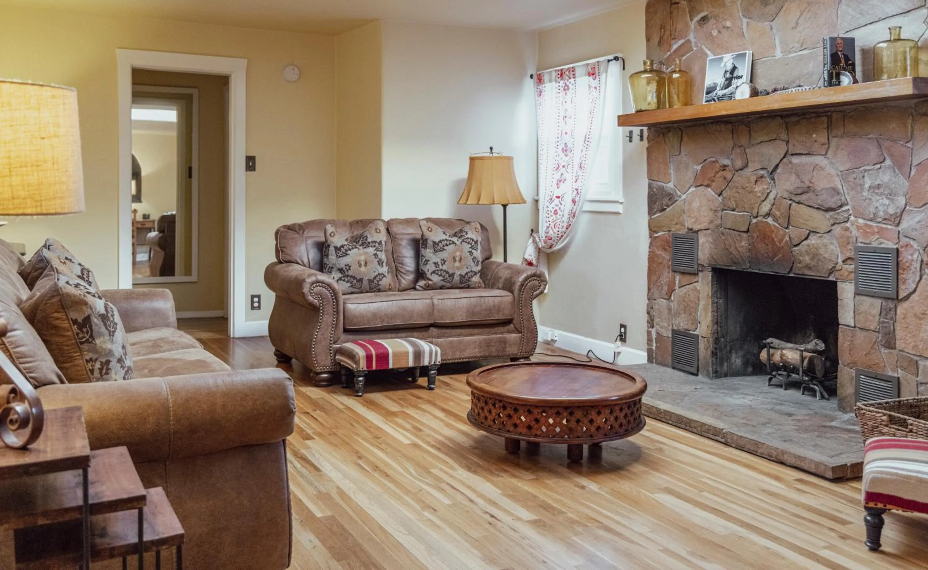 Living room in Sierra Grande, a Ted Turner Retreat