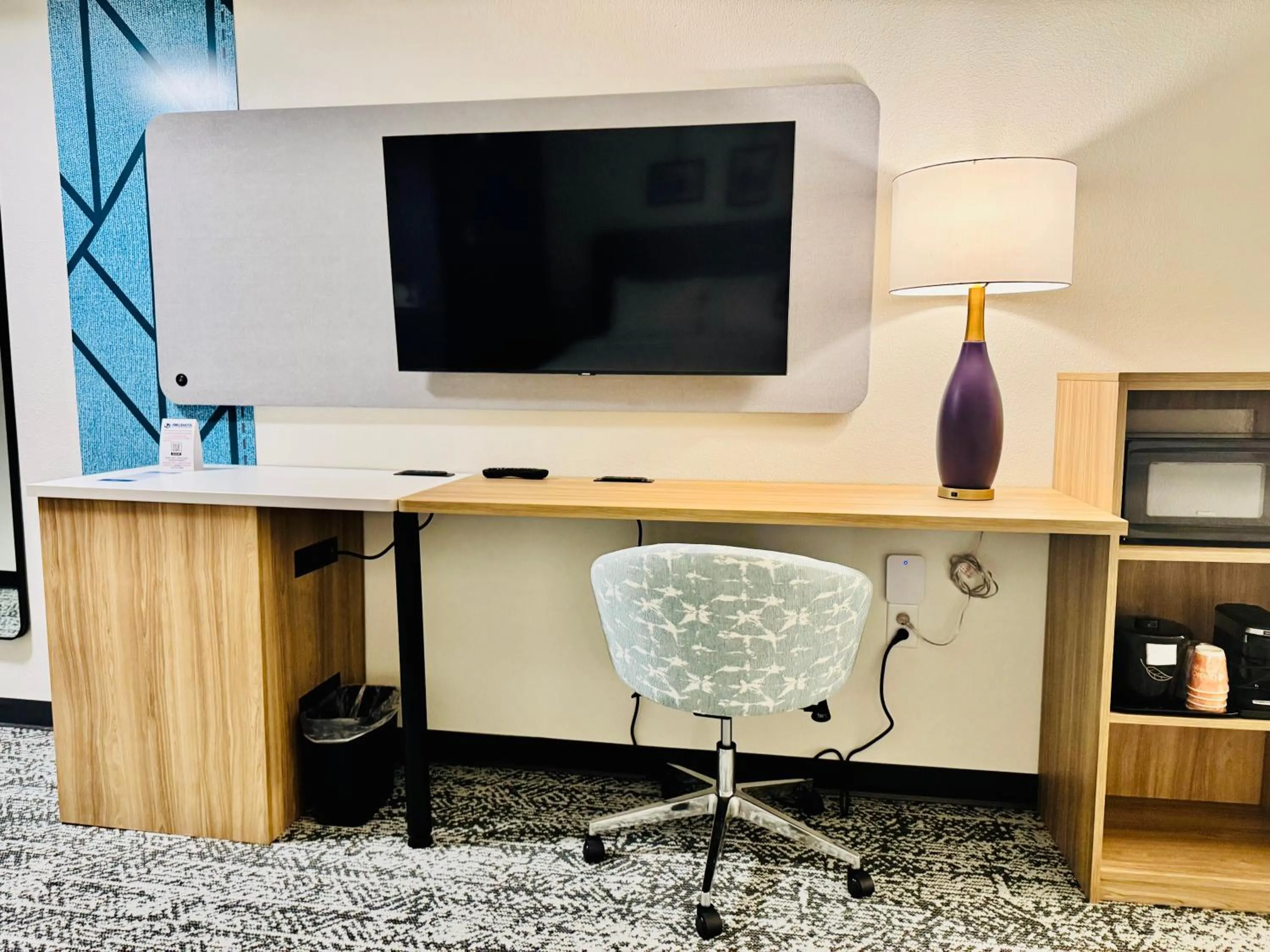 TV and multimedia in Sleep Inn & Suites