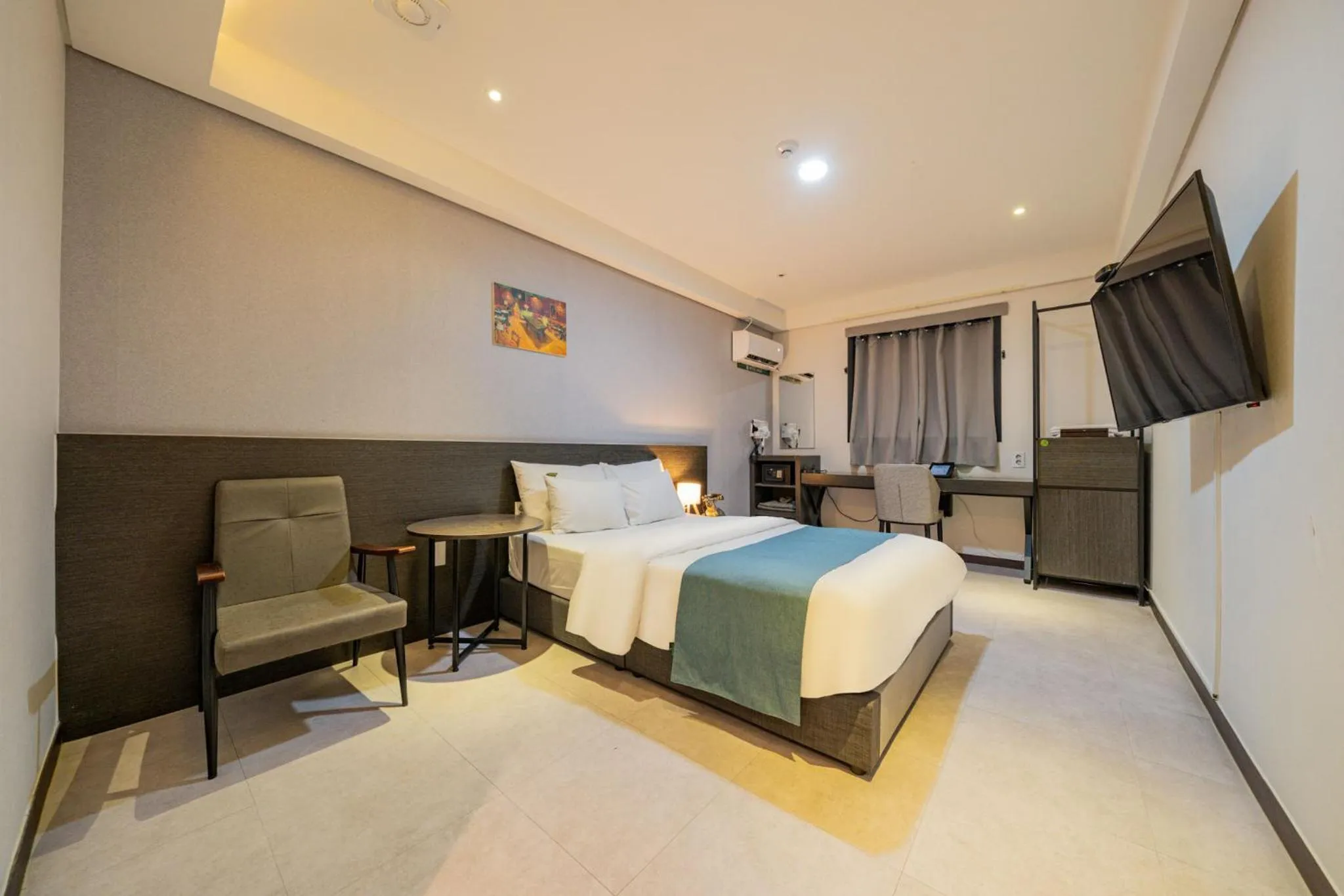 Bed in Suwon Dono1796 Hotel