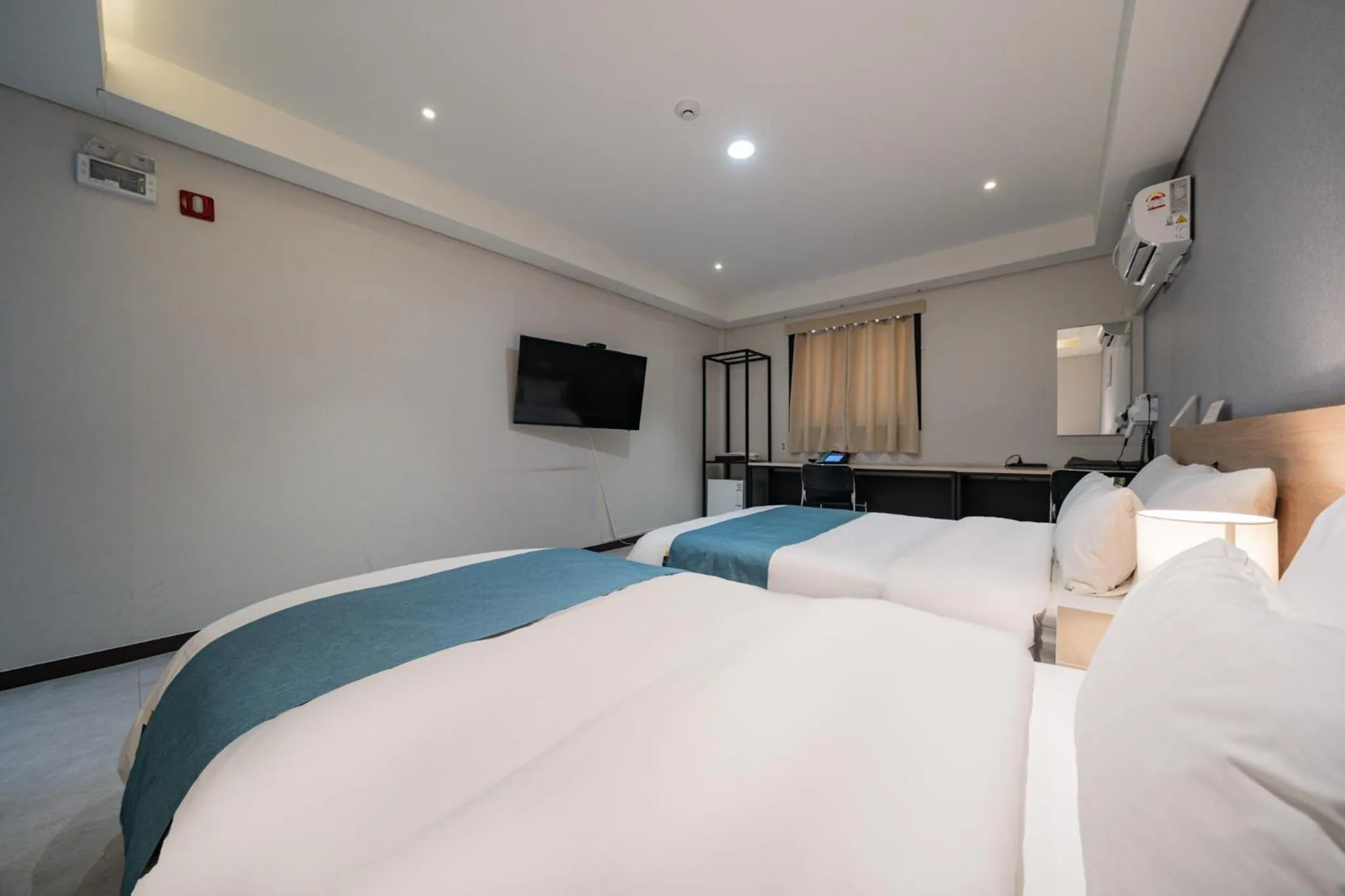 Bed in Suwon Dono1796 Hotel