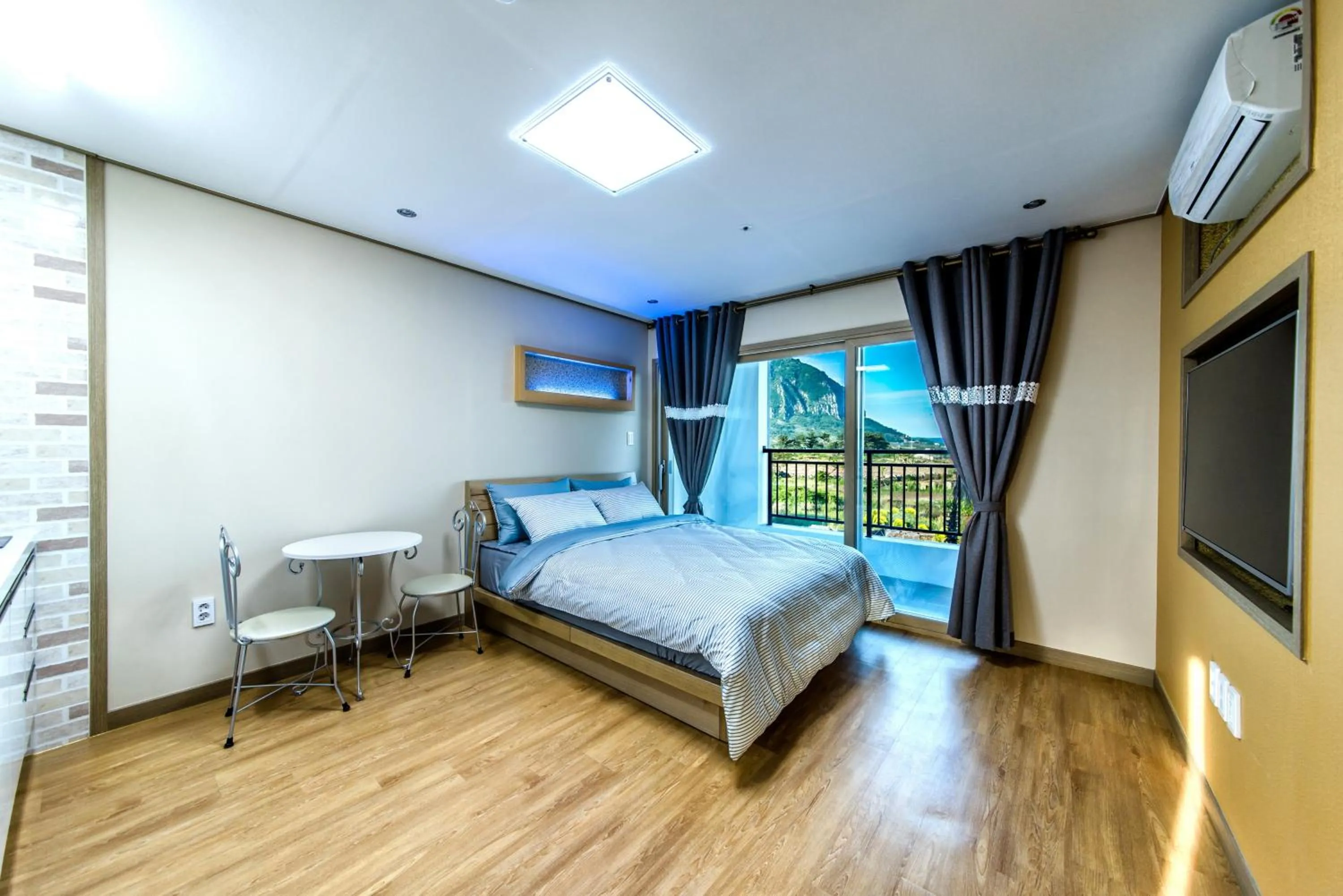 Decorative detail in Narsha Resort