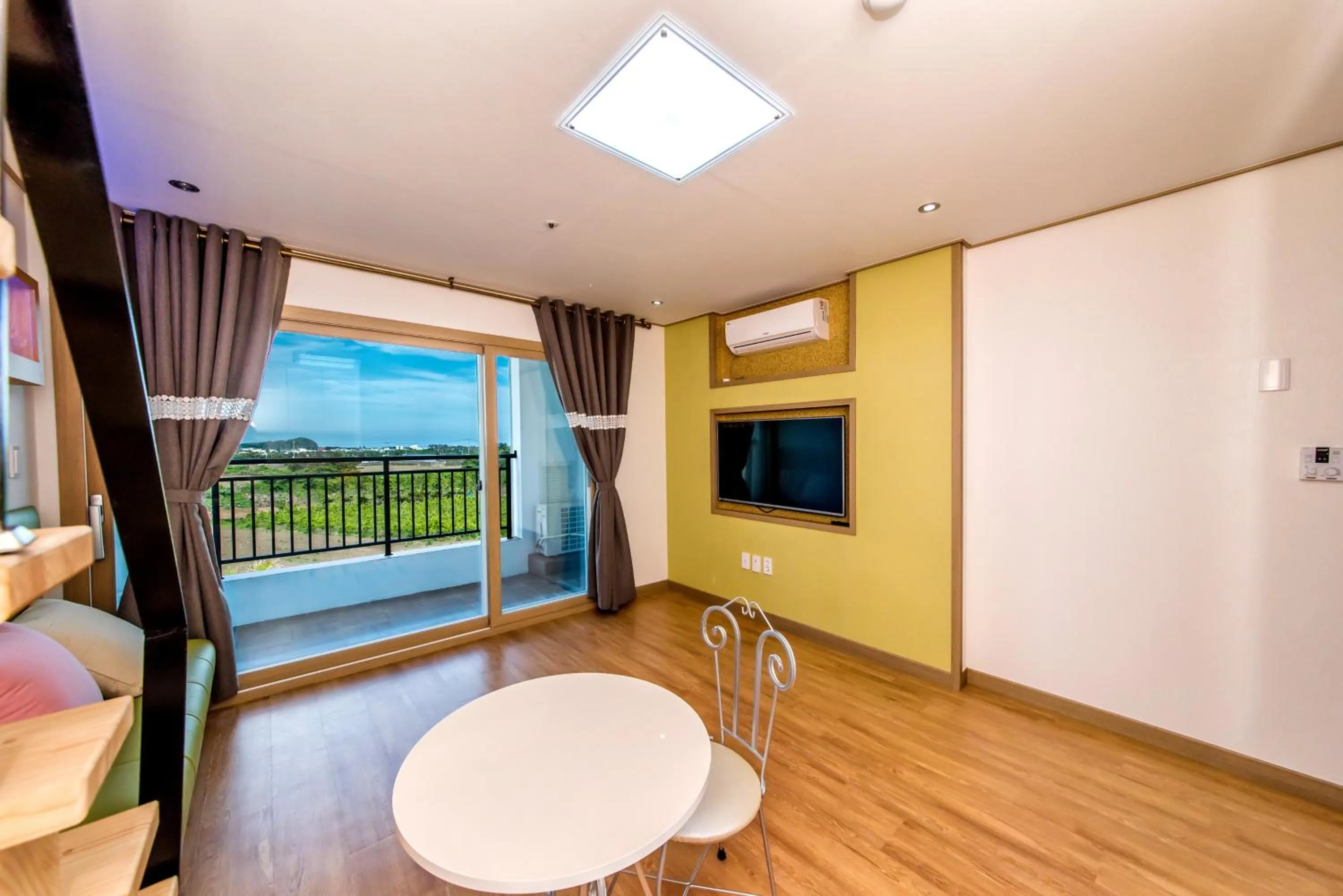 Decorative detail in Narsha Resort