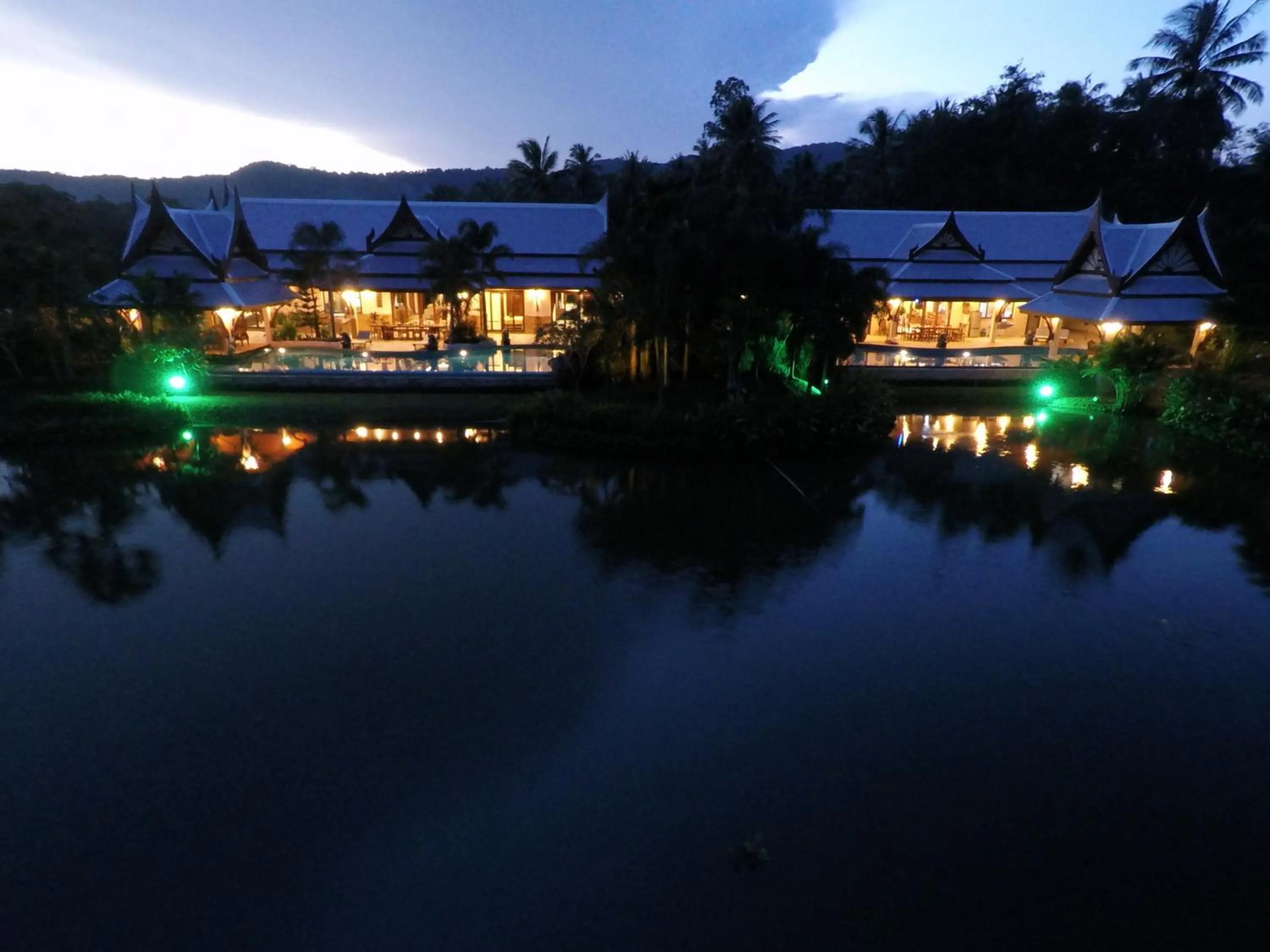 Property building in Saifon Villas 5 Bedroom Pool Villa