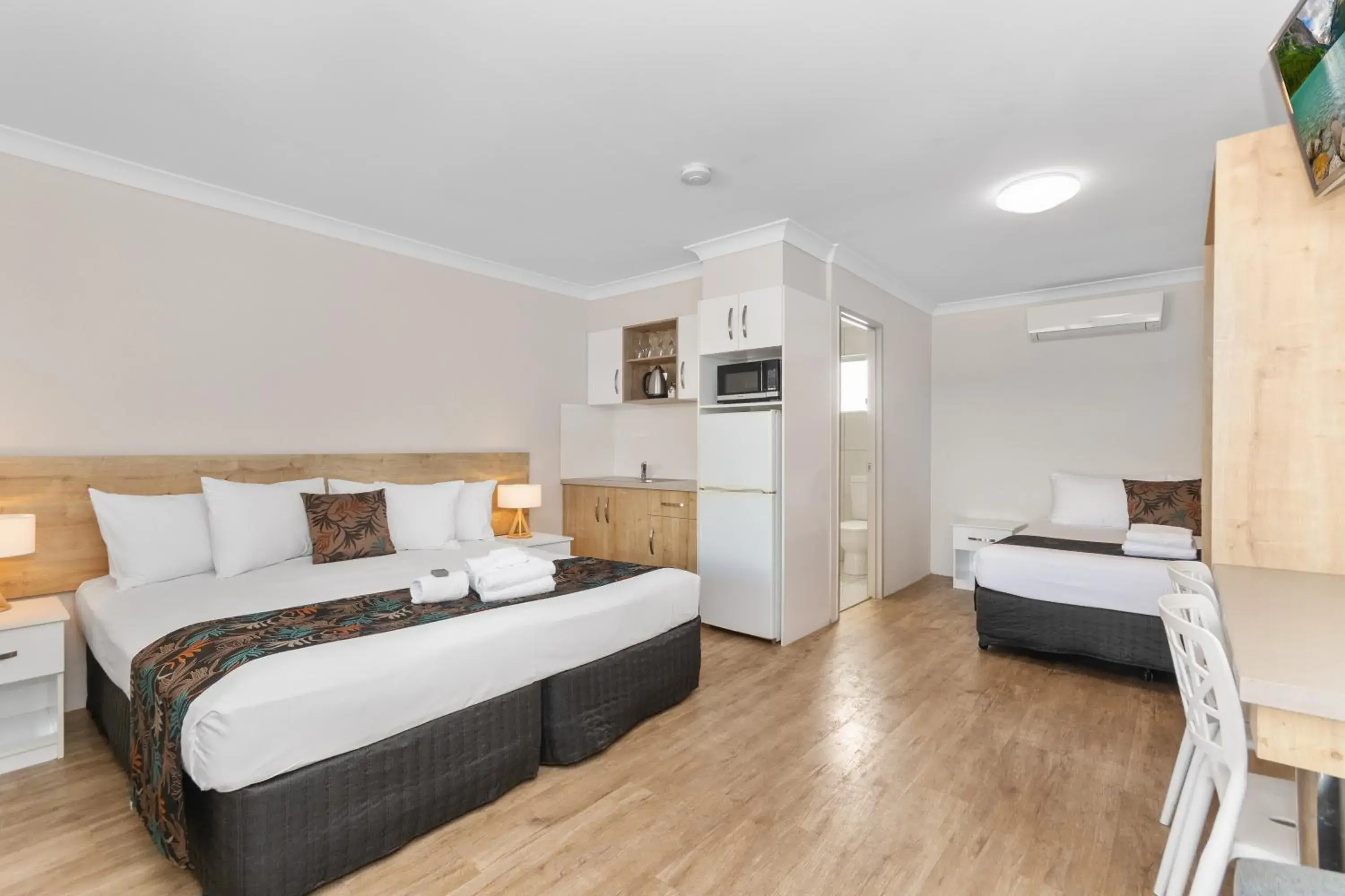 Studio Twin in Castle Crest Motel Studio Twin in Castle Crest Motel