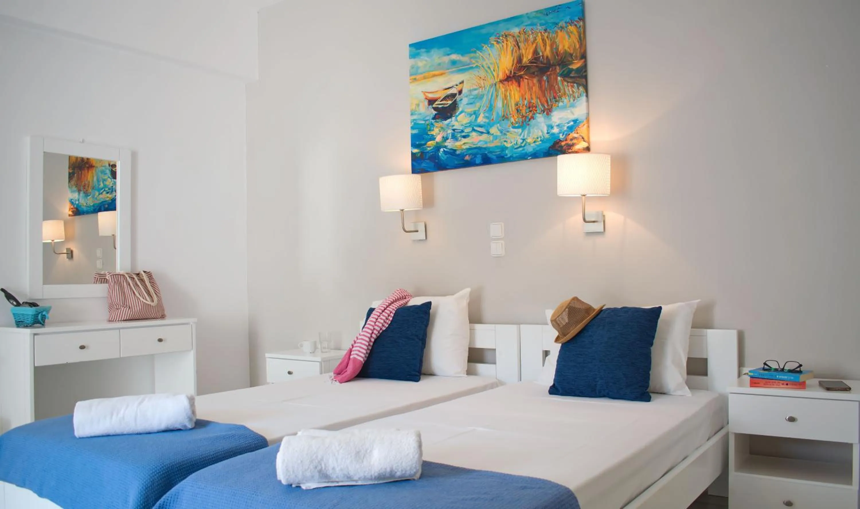 Photo of the whole room, Bed in Camara Hotel