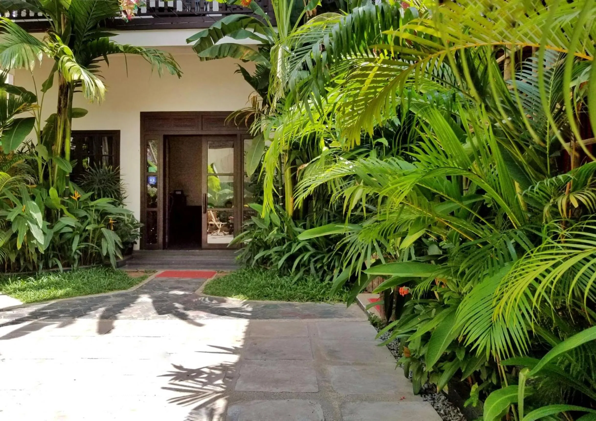 Garden view in Uncle Sam Villa