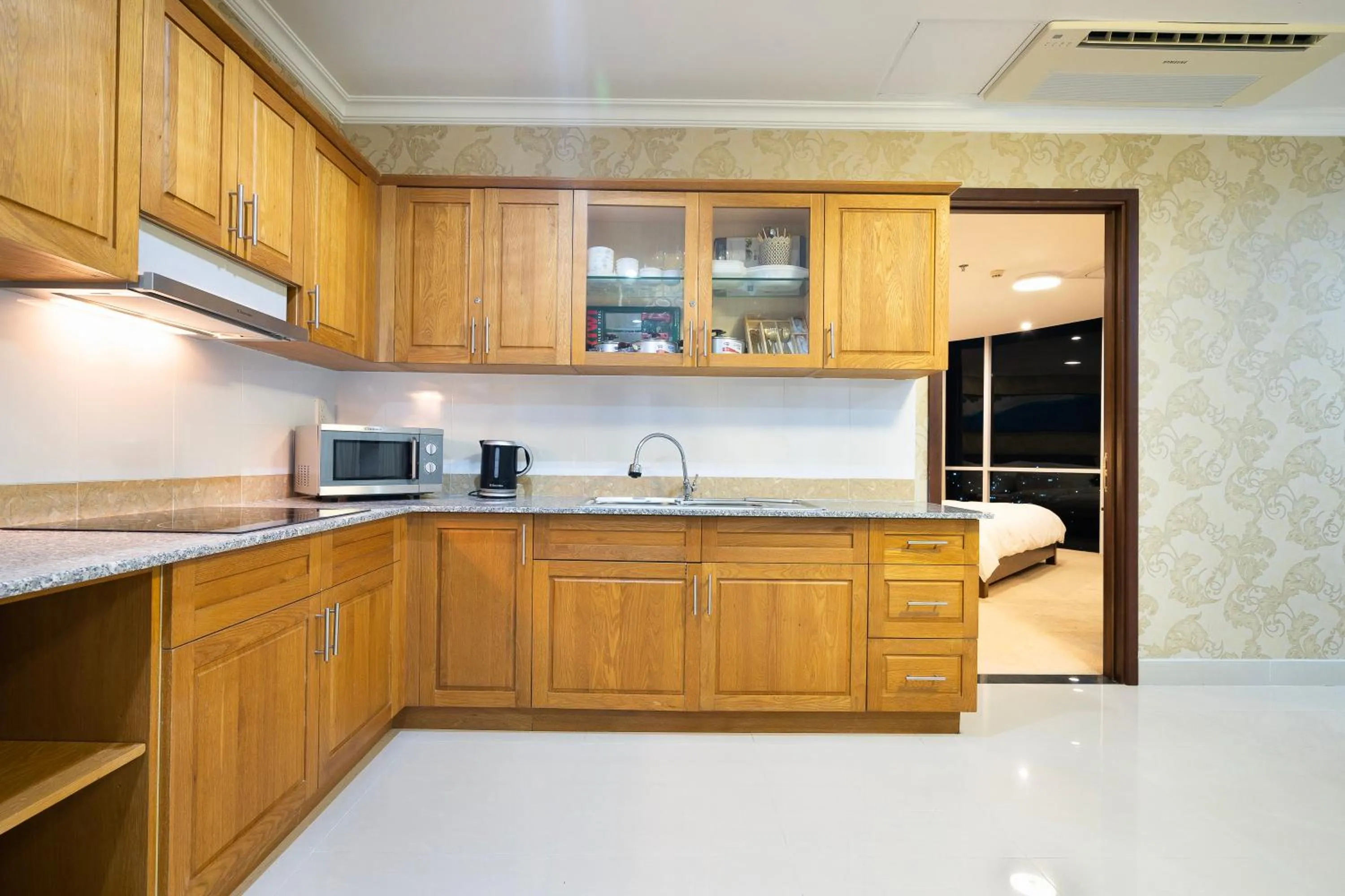 stove in PHU MY HARBOUR HOTEL - Old Golf Phu My Hotel