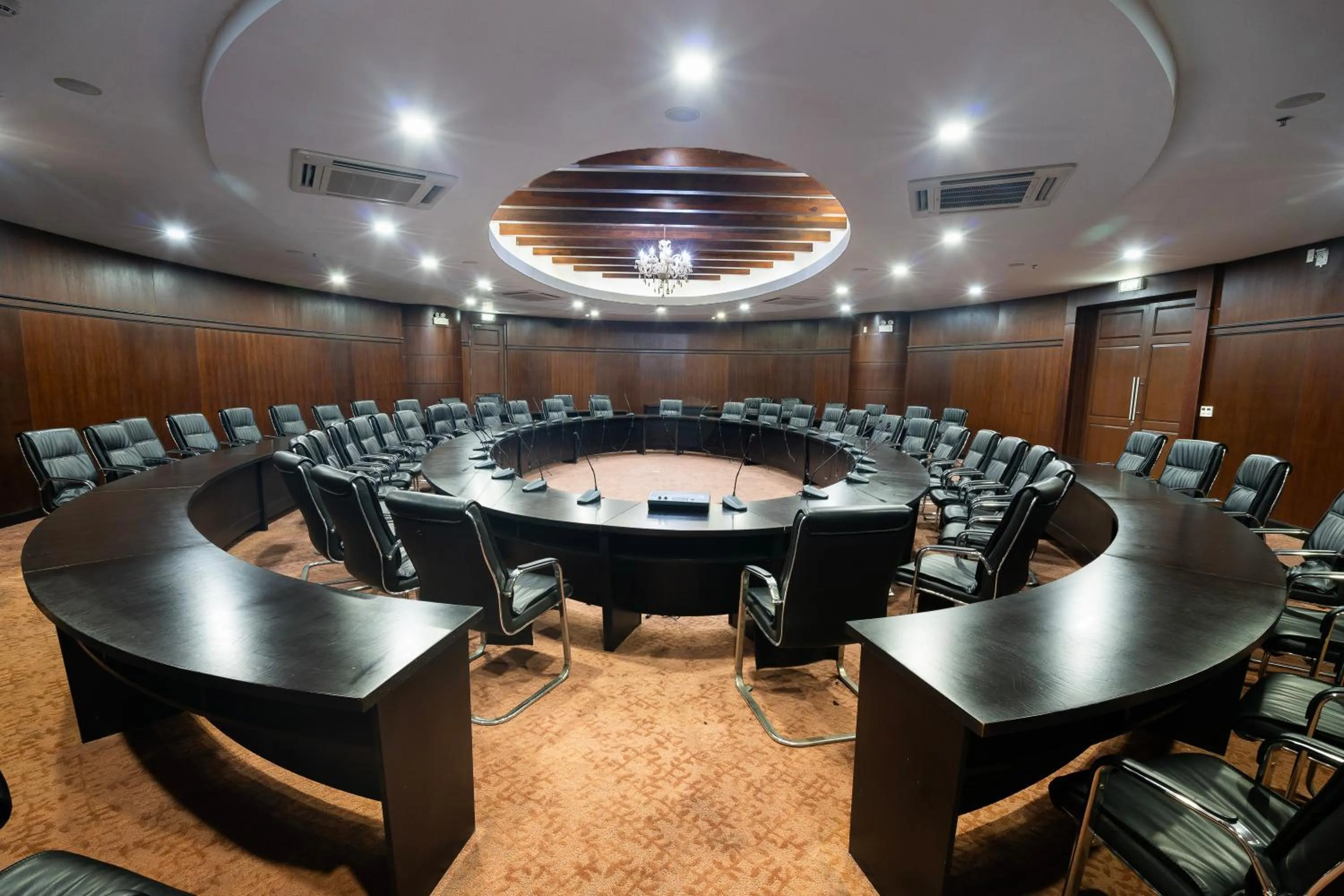 Meeting/conference room in PHU MY HARBOUR HOTEL - Old Golf Phu My Hotel