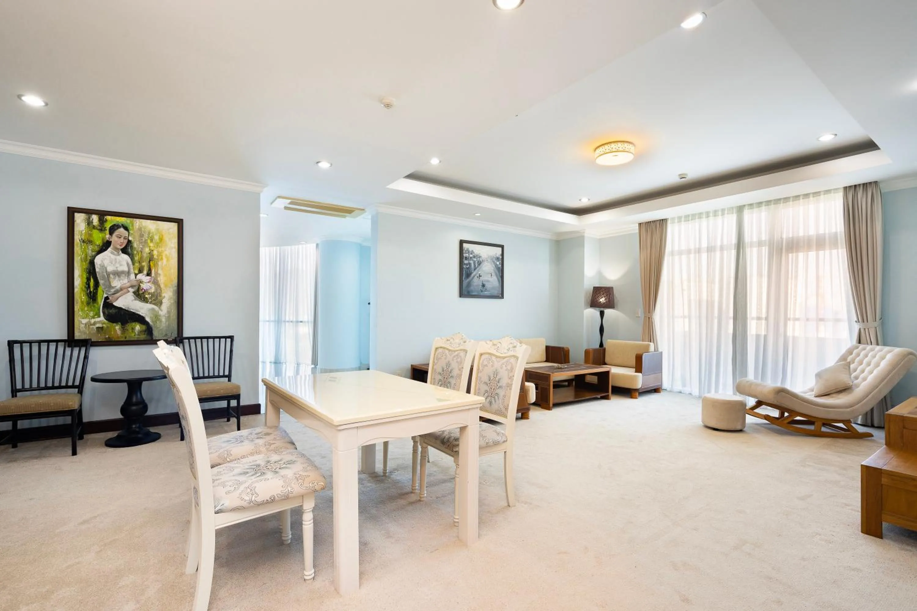 Seating area in PHU MY HARBOUR HOTEL - Old Golf Phu My Hotel