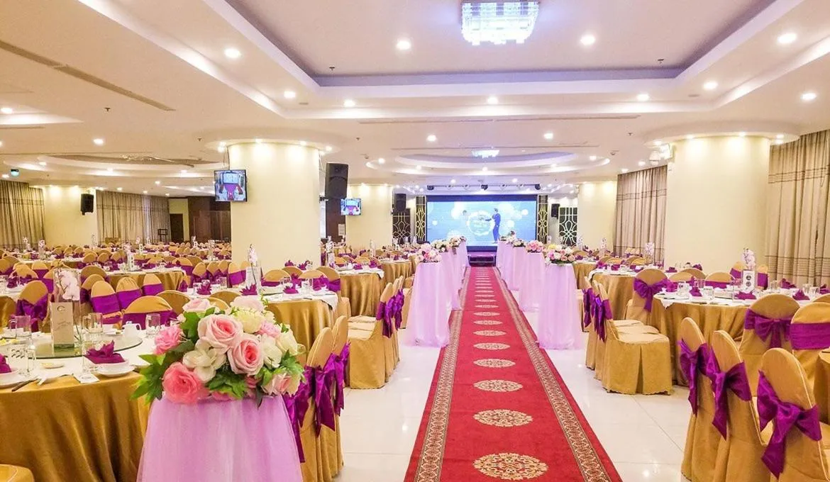 wedding in PHU MY HARBOUR HOTEL - Old Golf Phu My Hotel