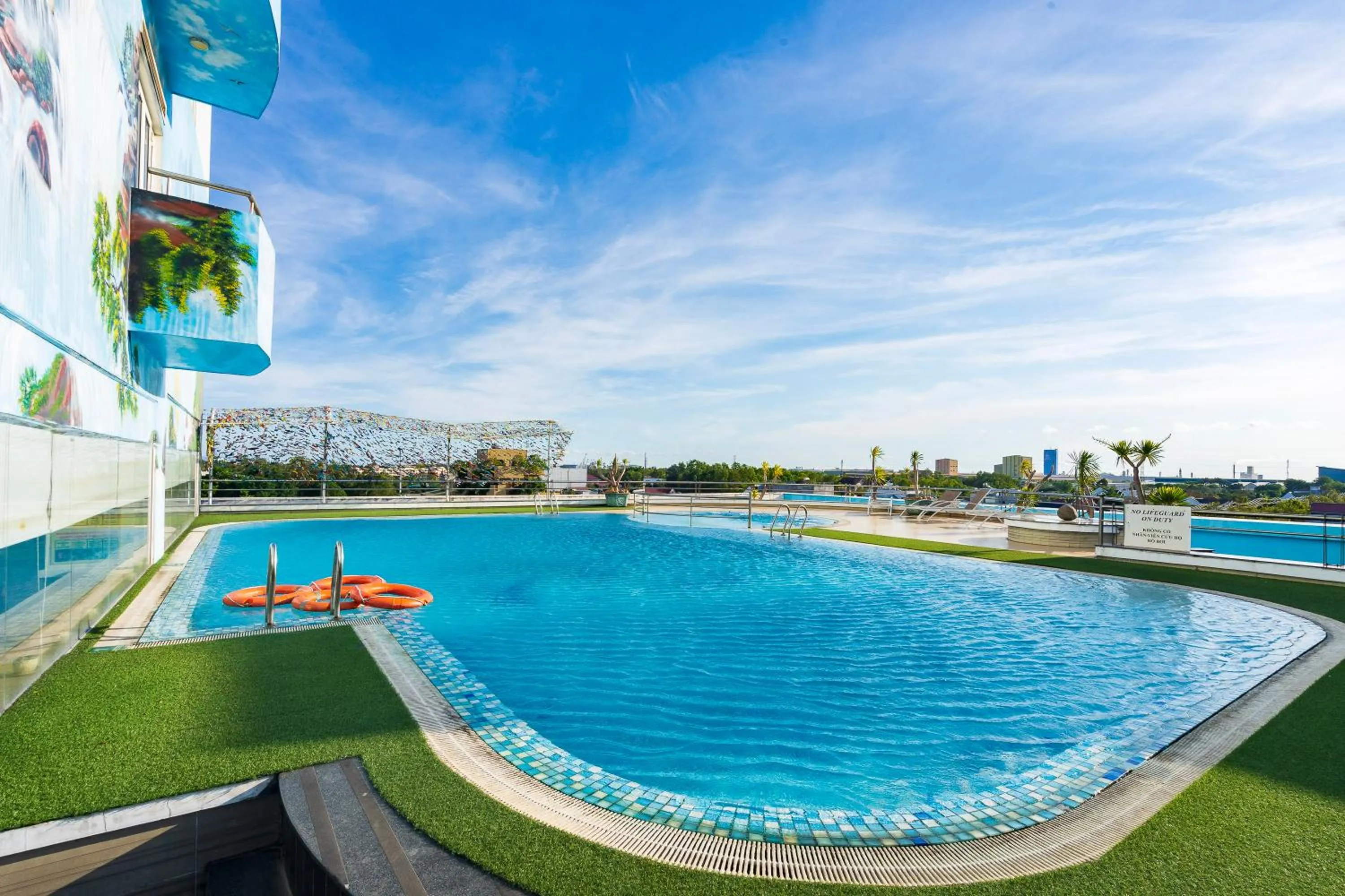 Swimming pool in PHU MY HARBOUR HOTEL - Old Golf Phu My Hotel