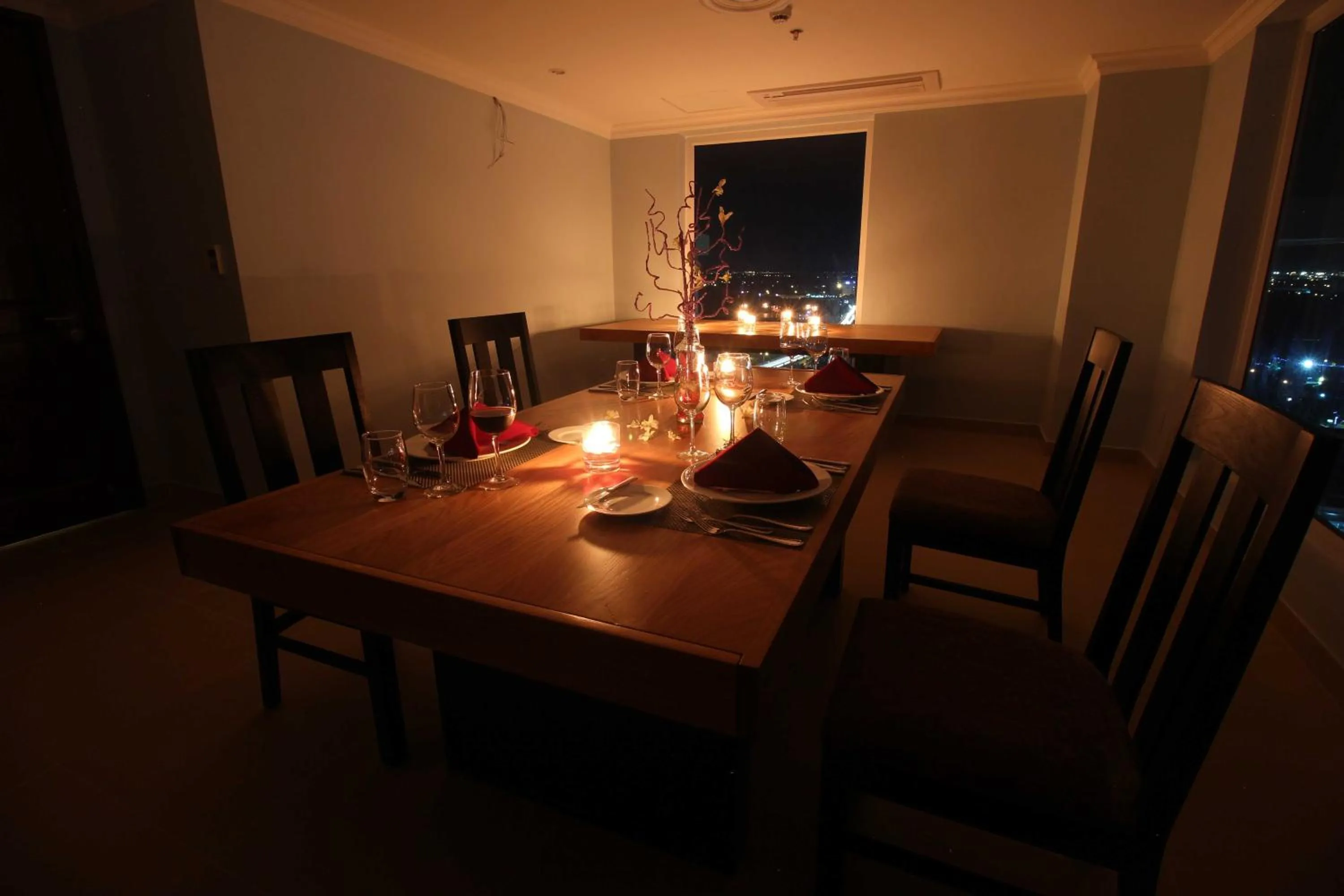 Seating area in PHU MY HARBOUR HOTEL - Old Golf Phu My Hotel