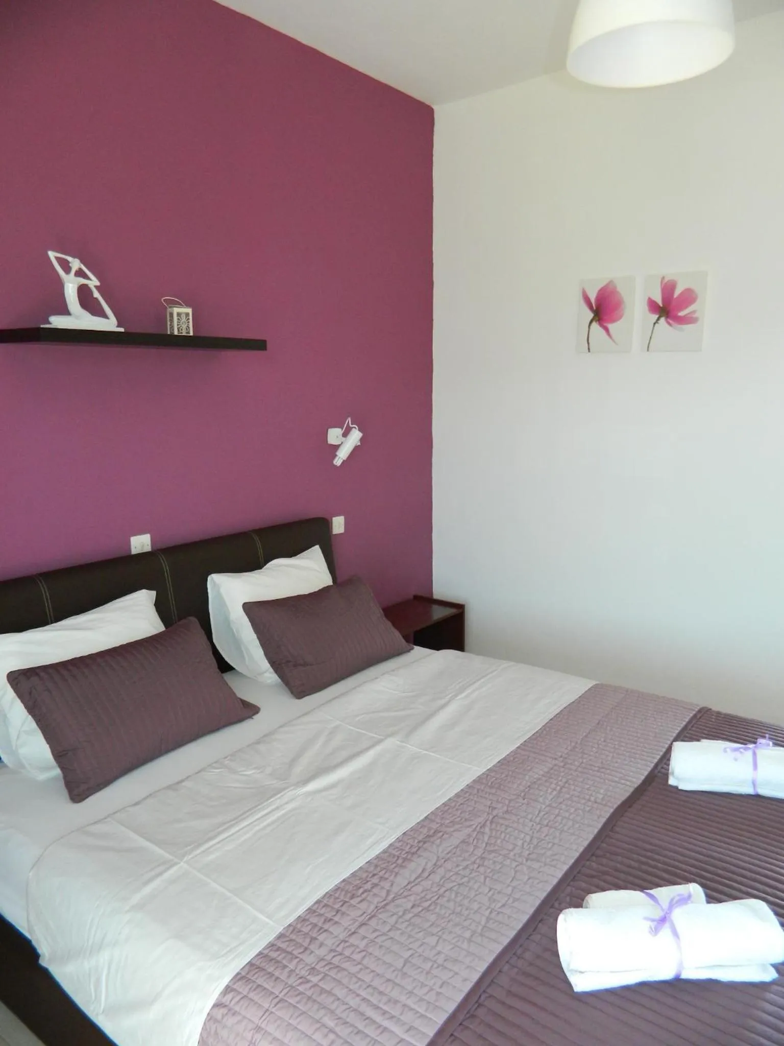 Decorative detail, Bed in Roseberry Studios