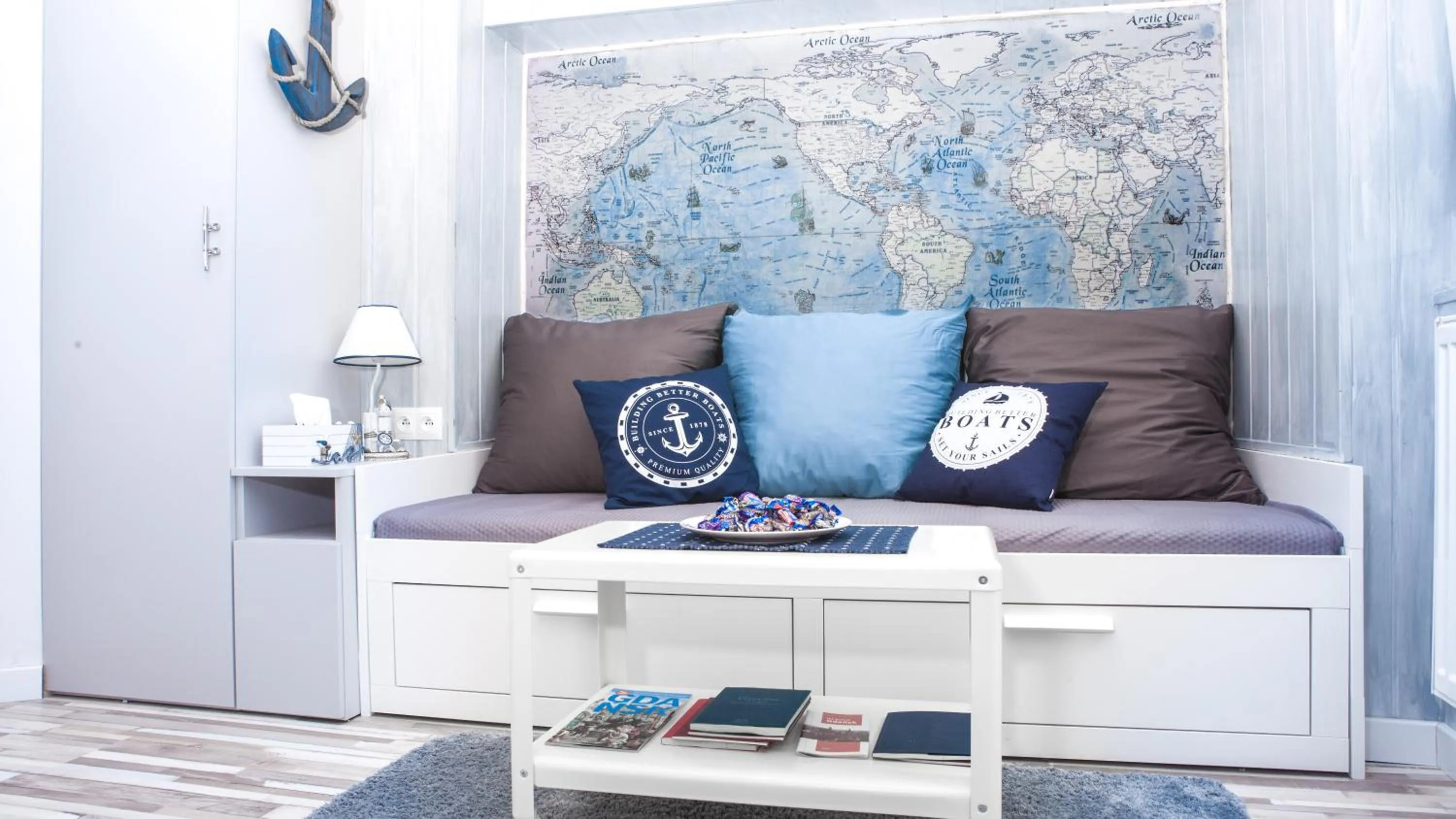 Seating area in Black Swan House, Old Town