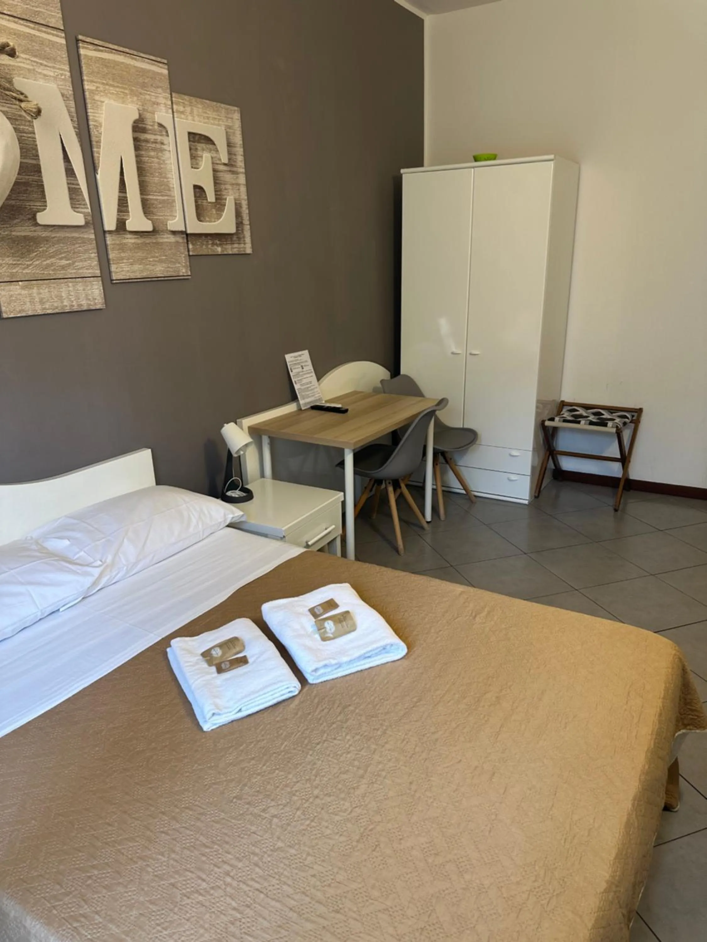 Bed in Guest House Brianza Room