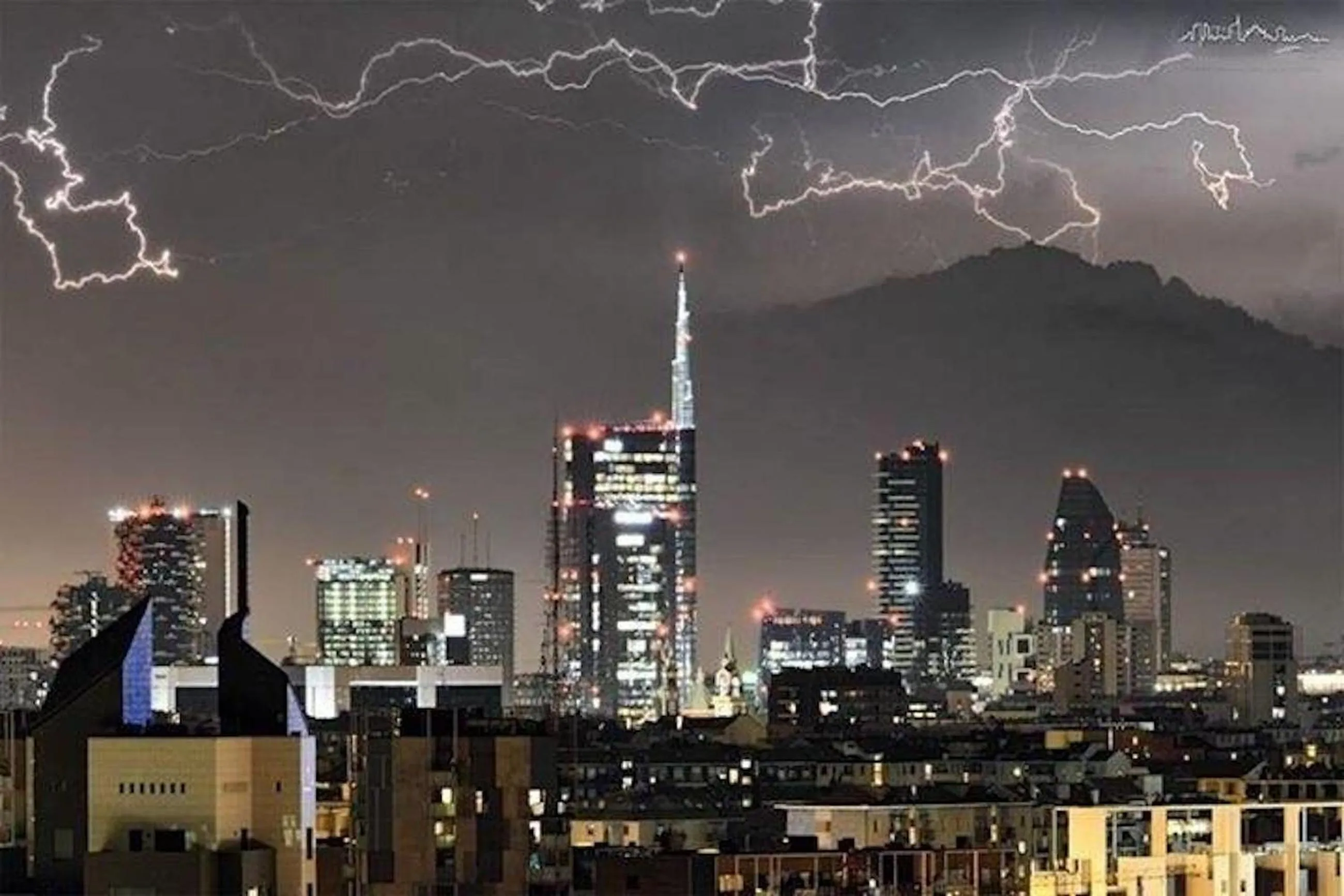 Nearby landmark in Guest House Brianza Room