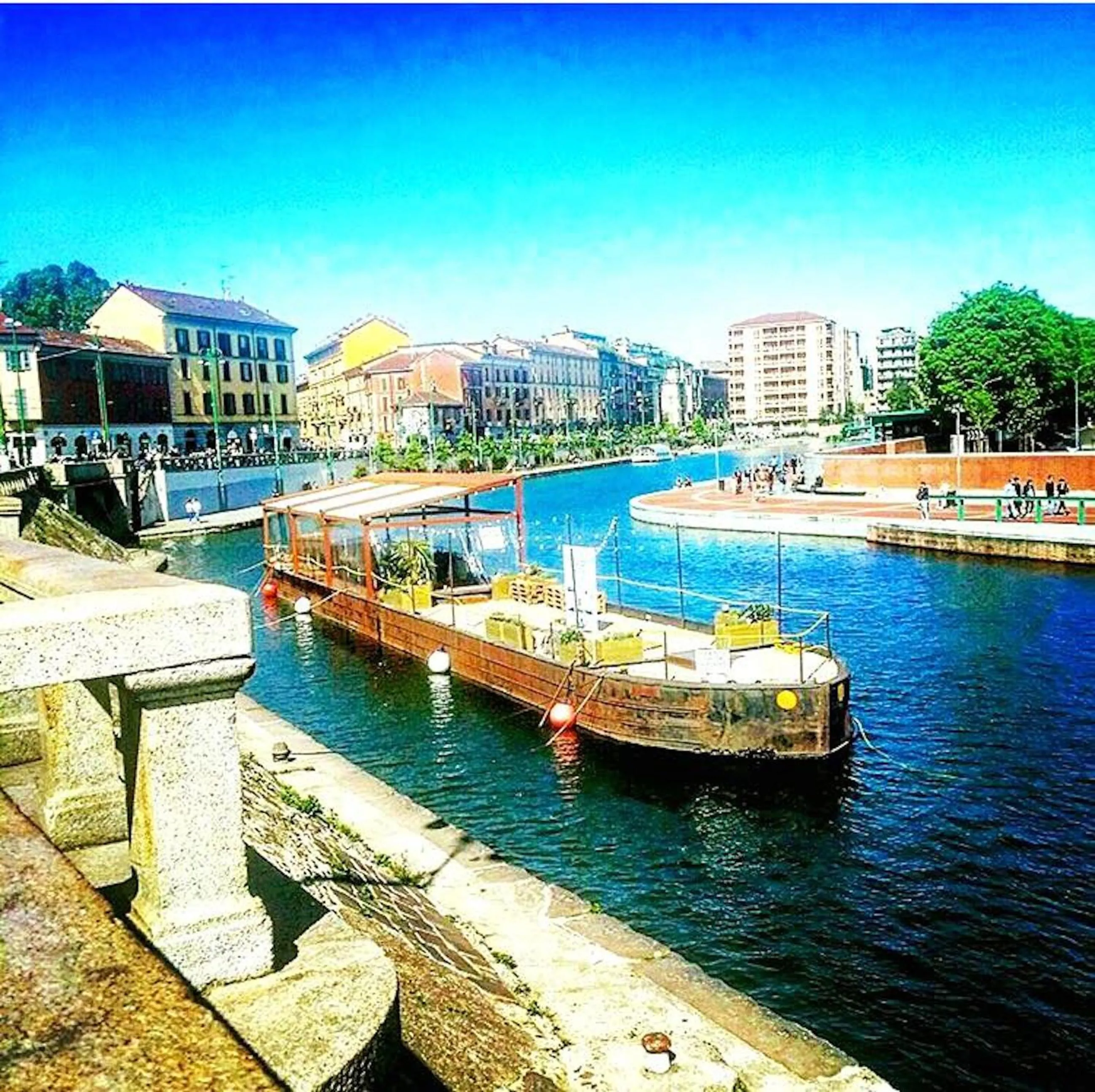 Restaurant/places to eat in Guest House Brianza Room