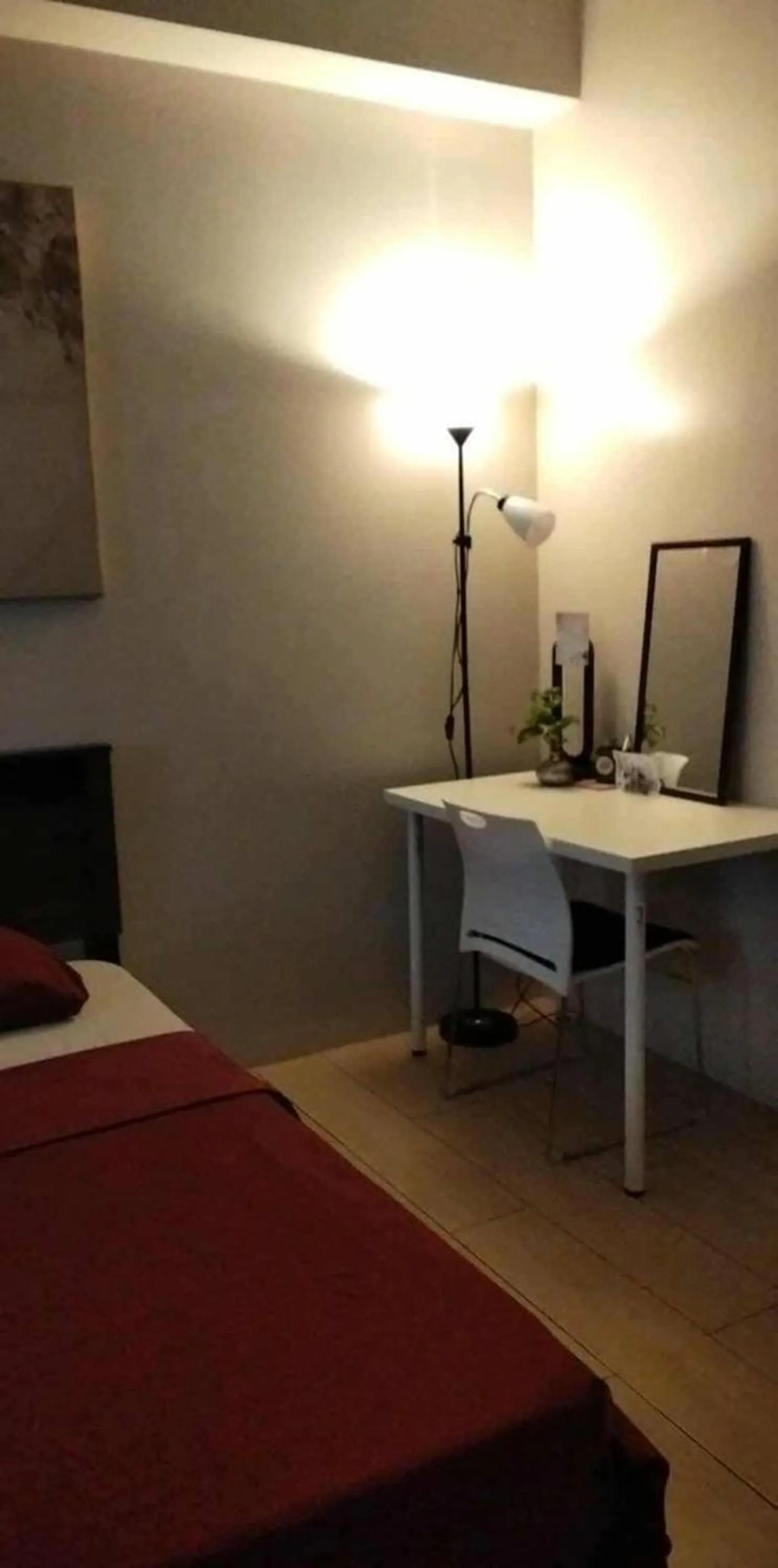 Bed in 81NB Near Airport