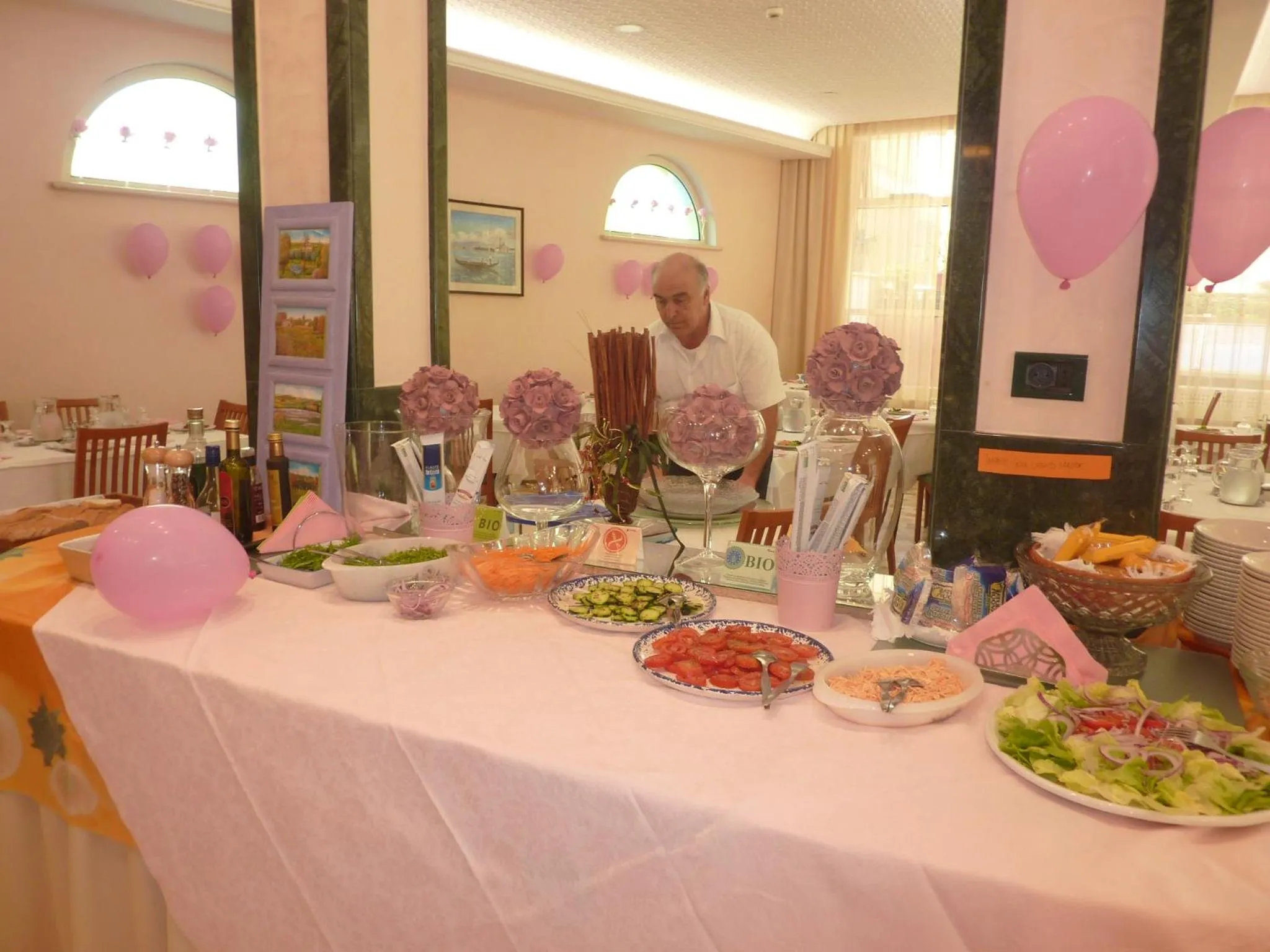 Restaurant/places to eat in Hotel Lazzarini