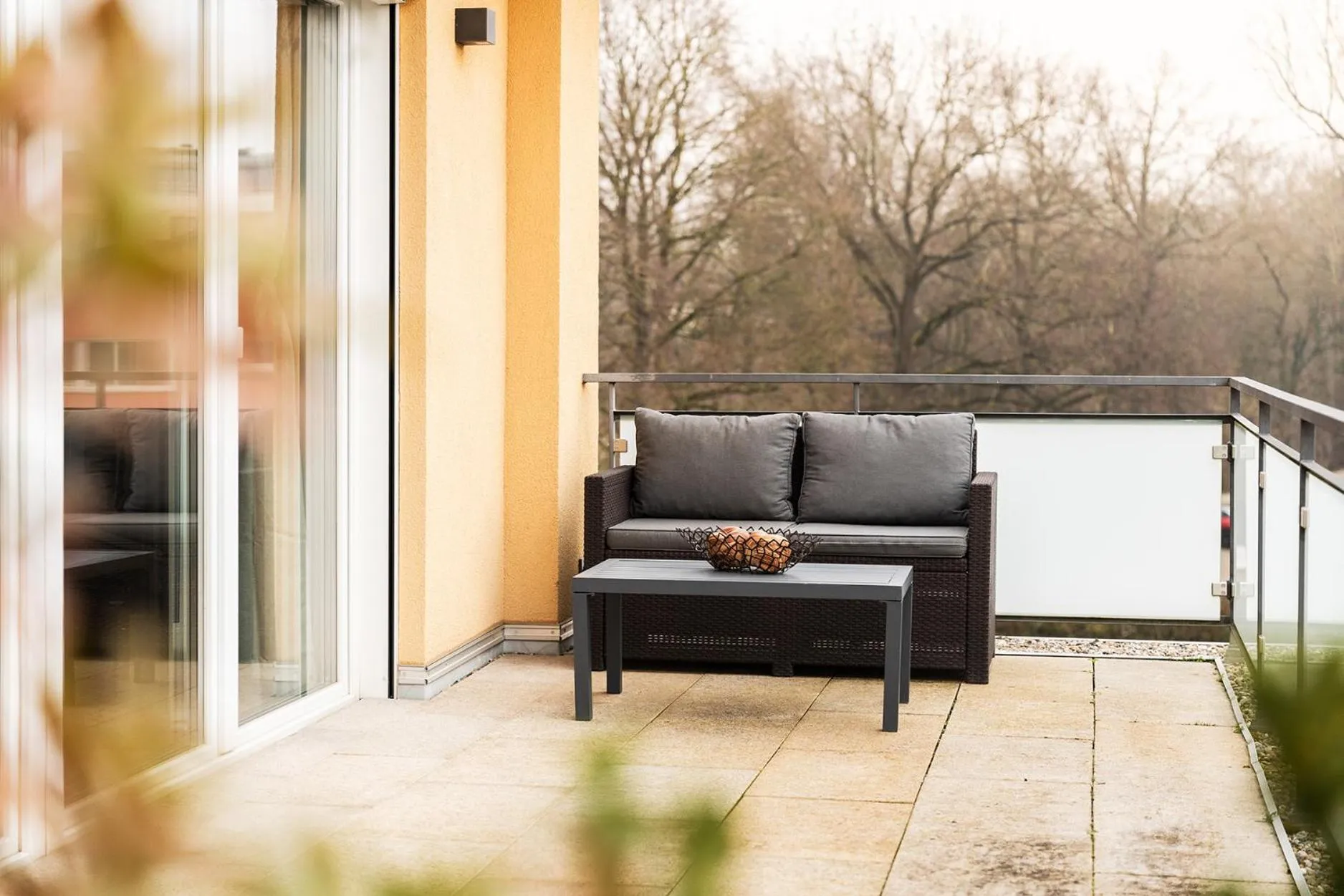 Hotel Vier Jahreszeiten Therme & Kliniken Bad Krozingen Nähe Freiburg & Schwarzwald Ideal für Geschäftsreisende & Wellness 24h Check-In WLAN & Parken gratis