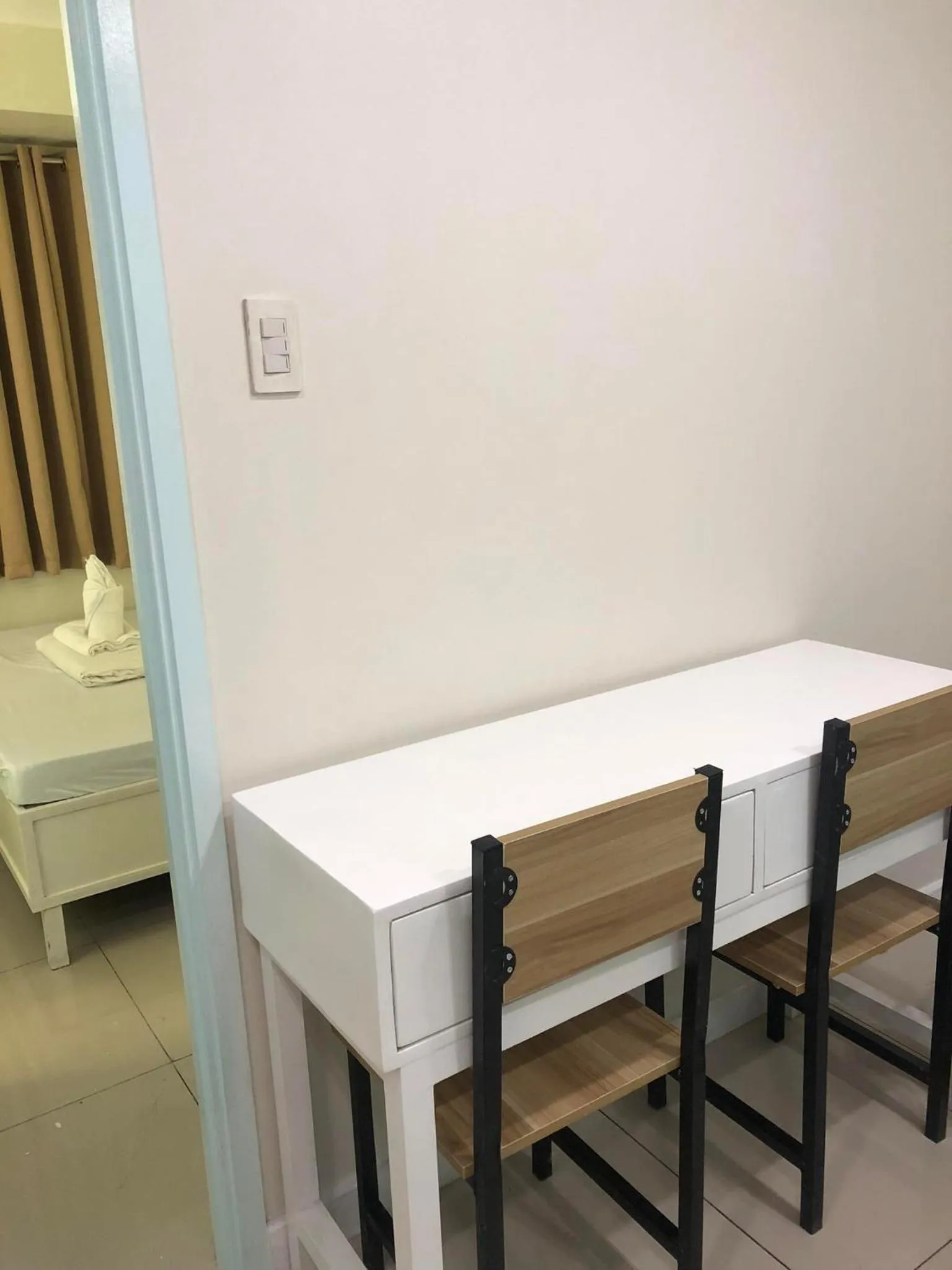 Premiere Haven MOA Staycation