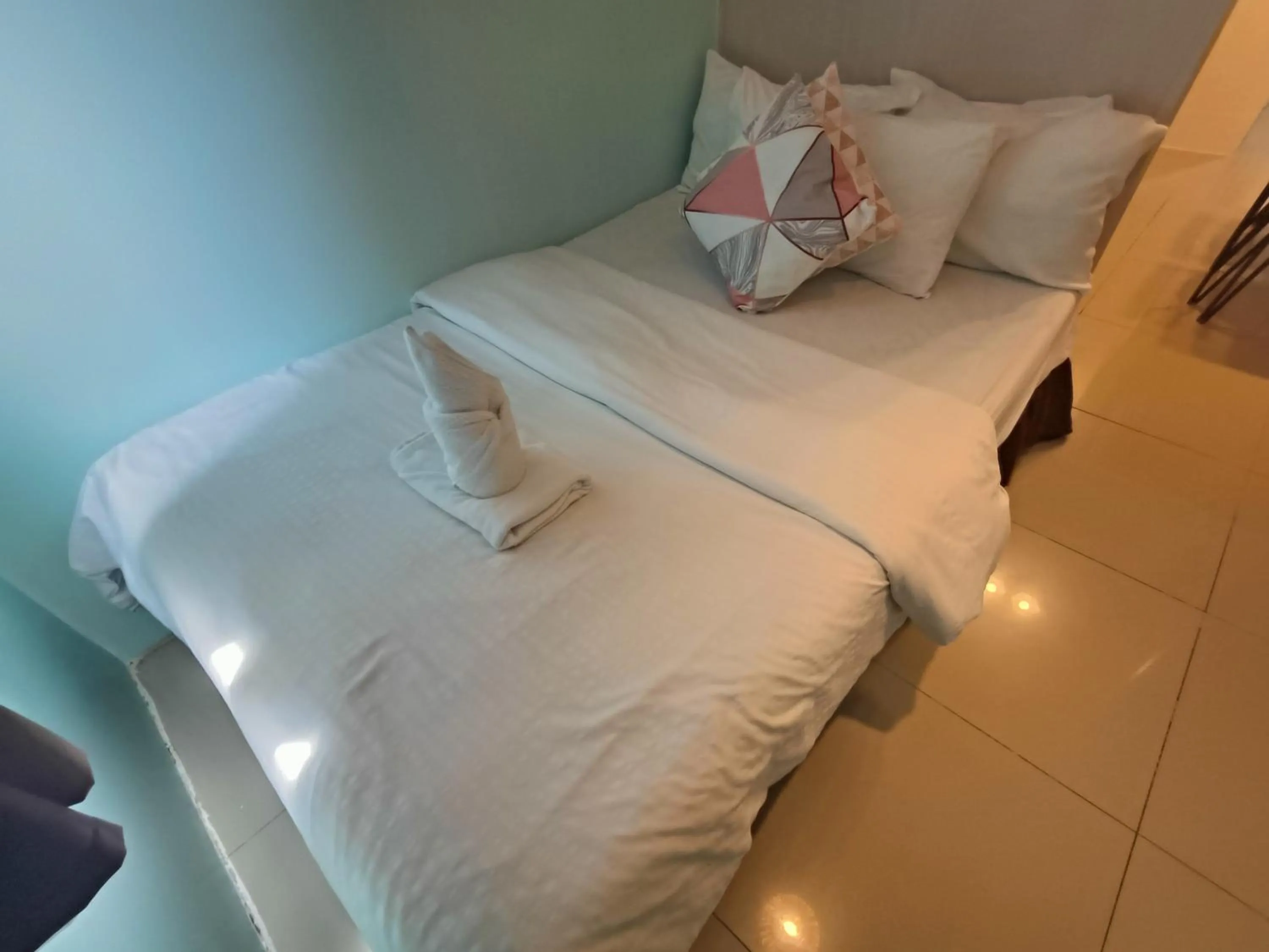 Bed in Premiere Haven MOA Staycation