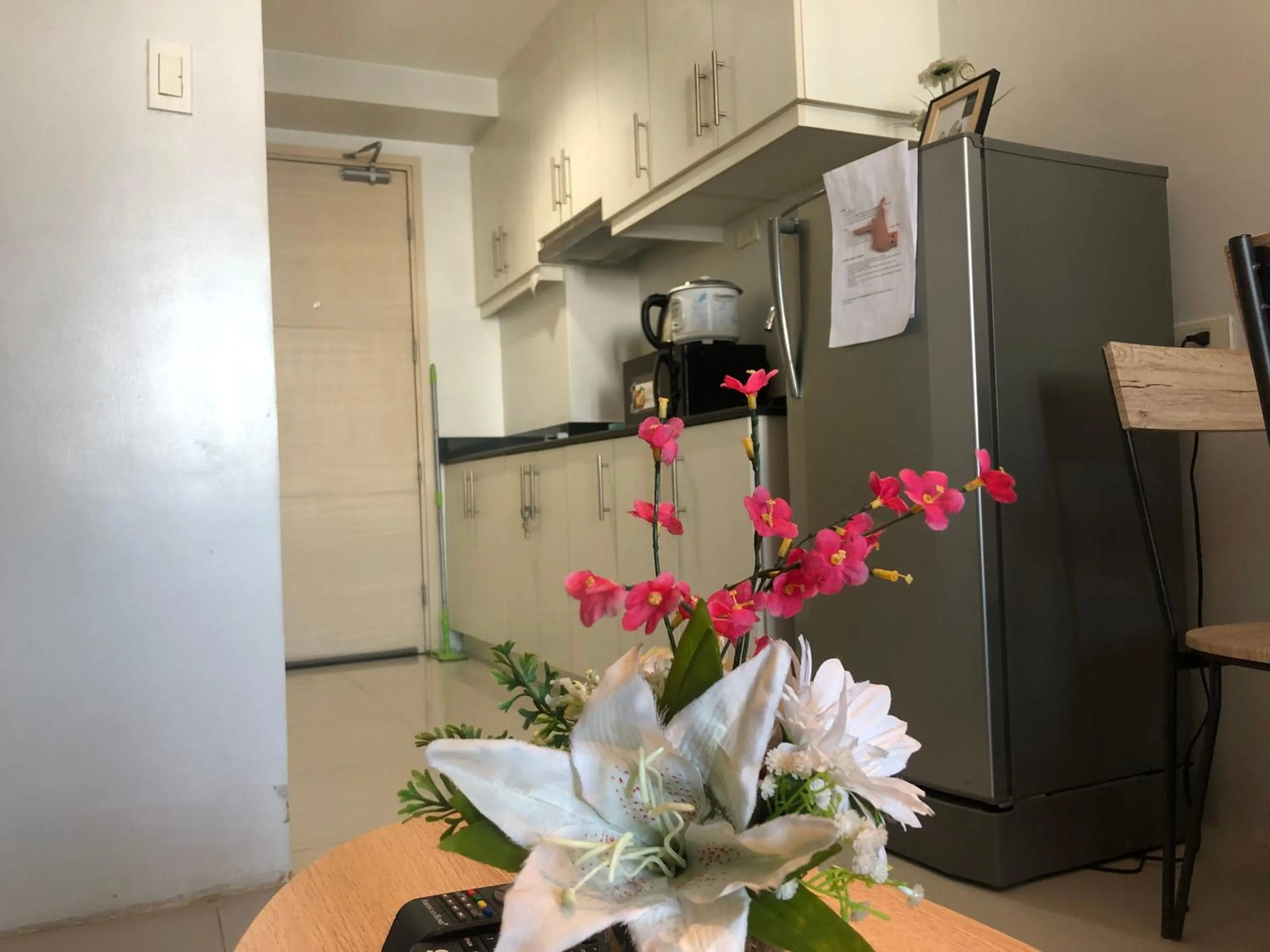 Premiere Haven MOA Staycation