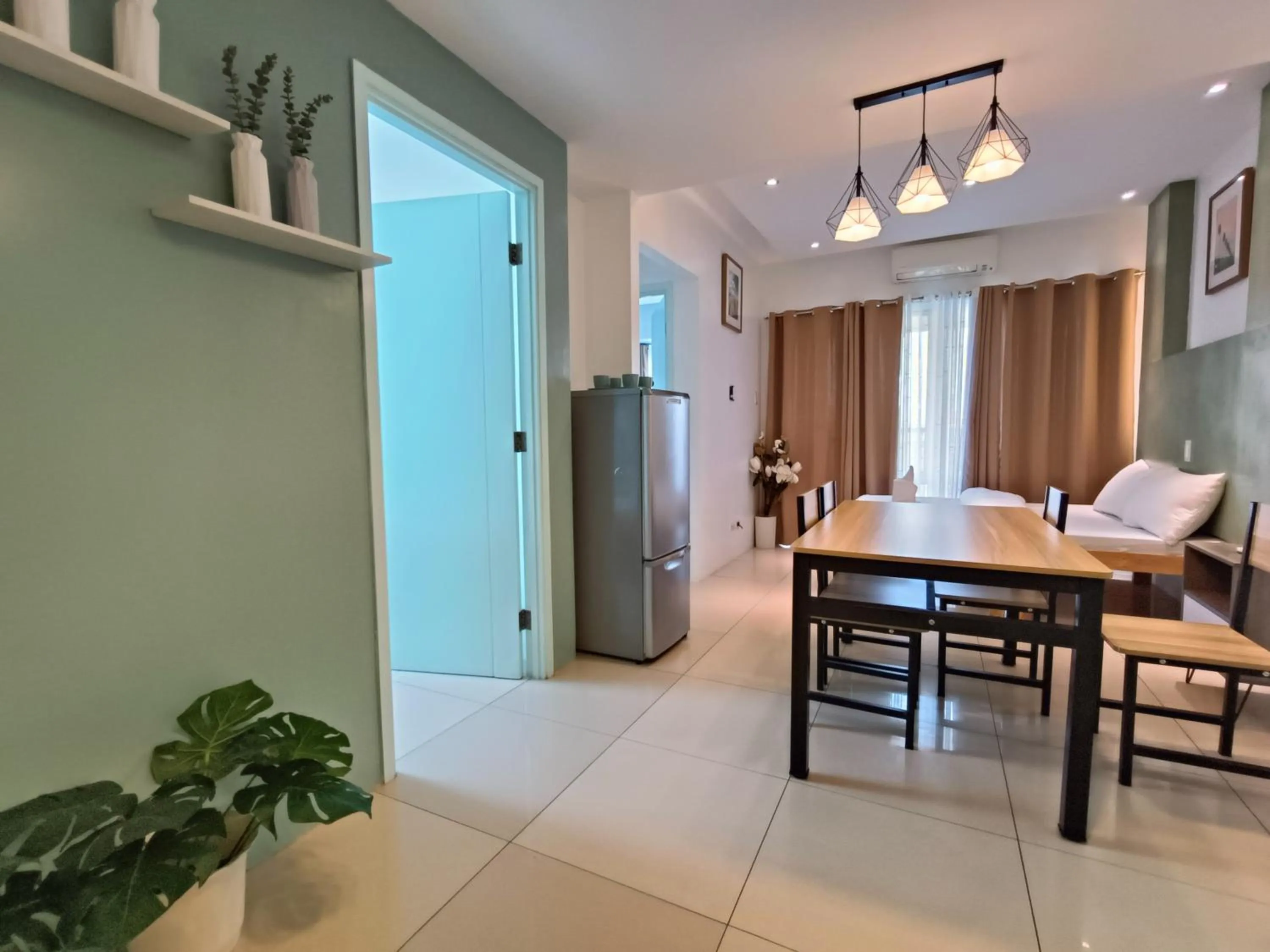 Premiere Haven MOA Staycation