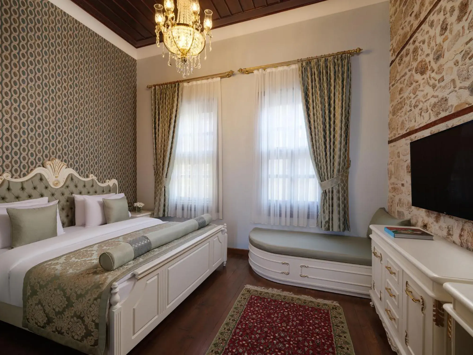 Deluxe Double Room (2 Adults + 1 Child) - single occupancy in Hotel 1207 Special Class Deluxe Double Room (2 Adults + 1 Child) - single occupancy in Hotel 1207 Special Class