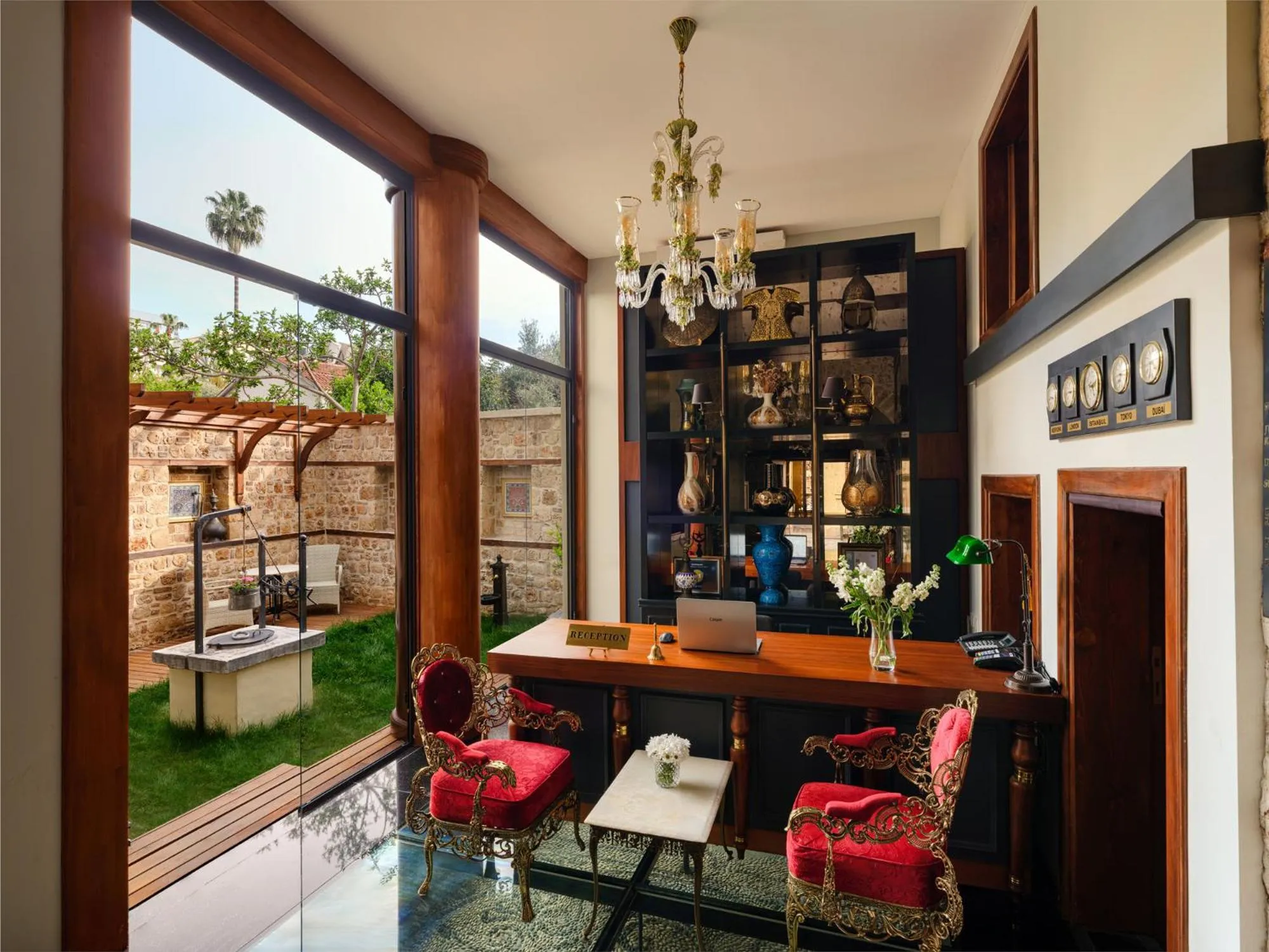 Lobby or reception in Hotel 1207 Special Class