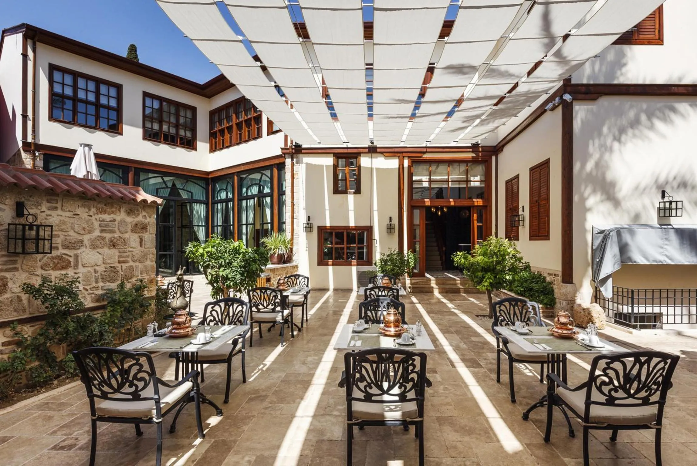 Property building in Hotel 1207 Special Class