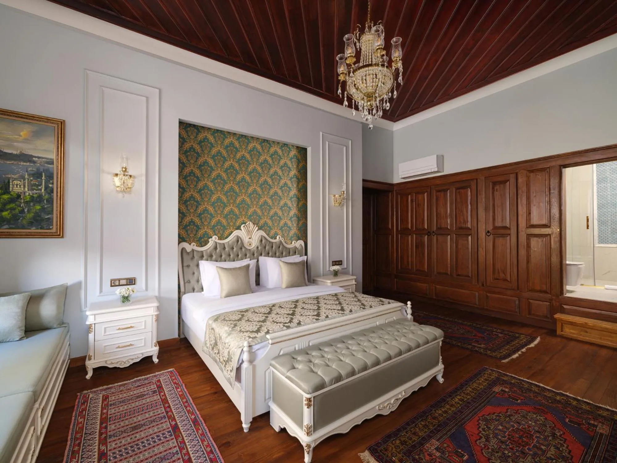 Bed in Hotel 1207 Special Class