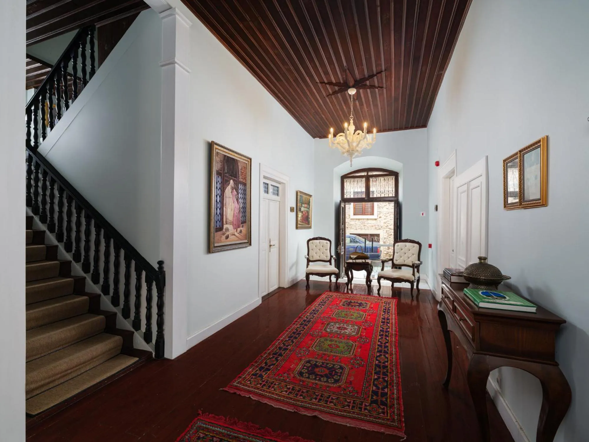 Property building in Hotel 1207 Special Class