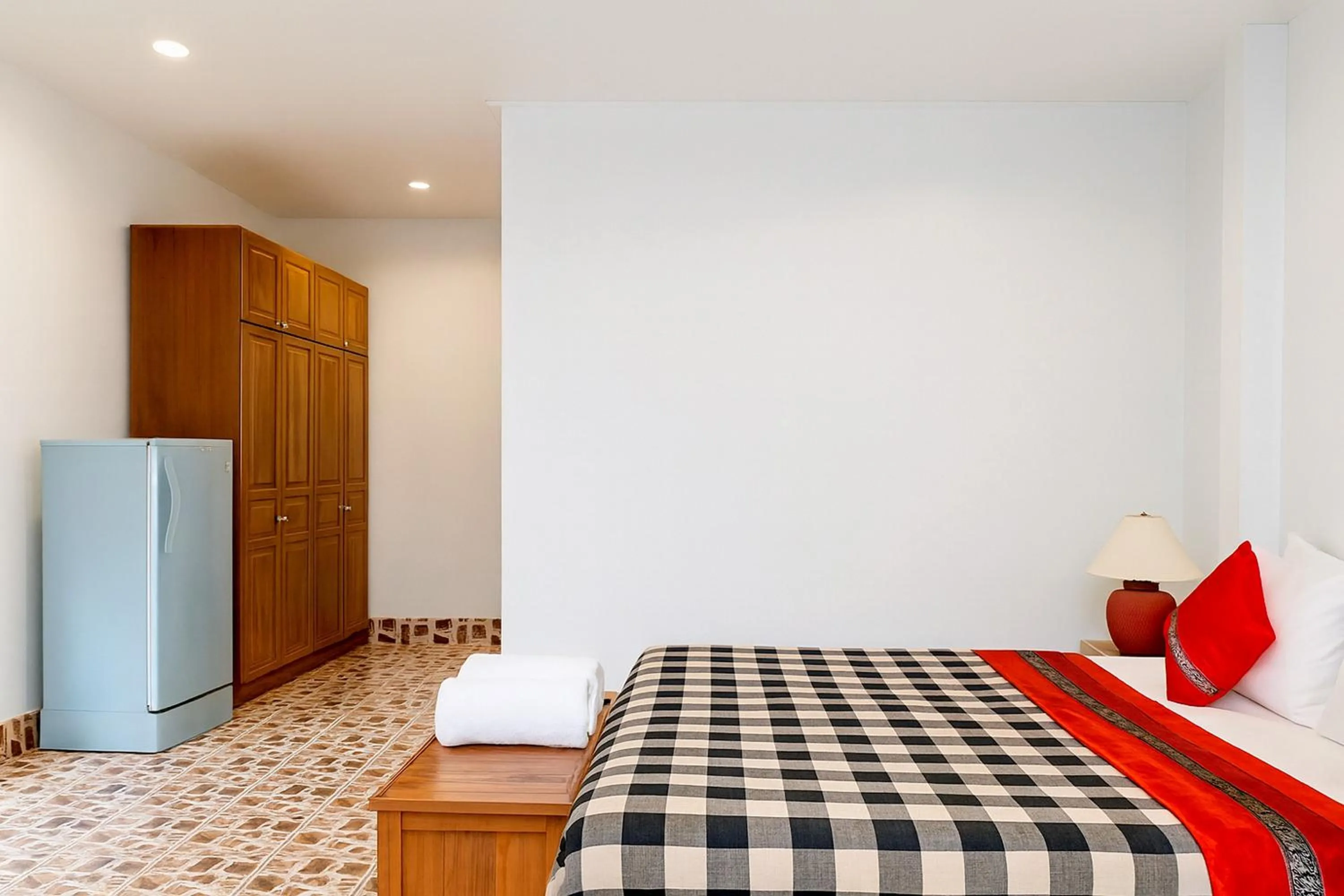 Photo of the whole room, Bed in Kamala Orchid Guesthouse