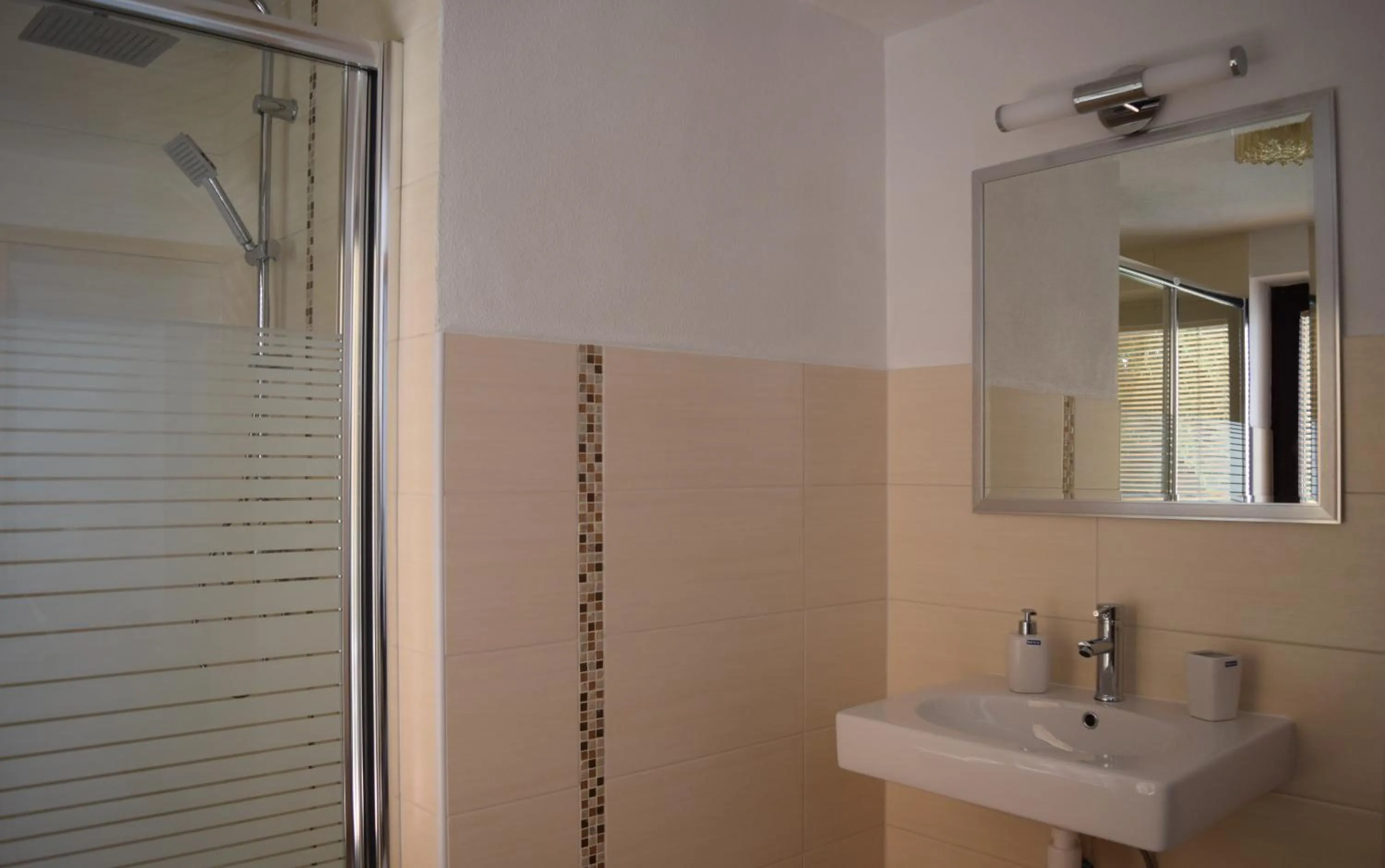 Bathroom in Hotel Tannenhof