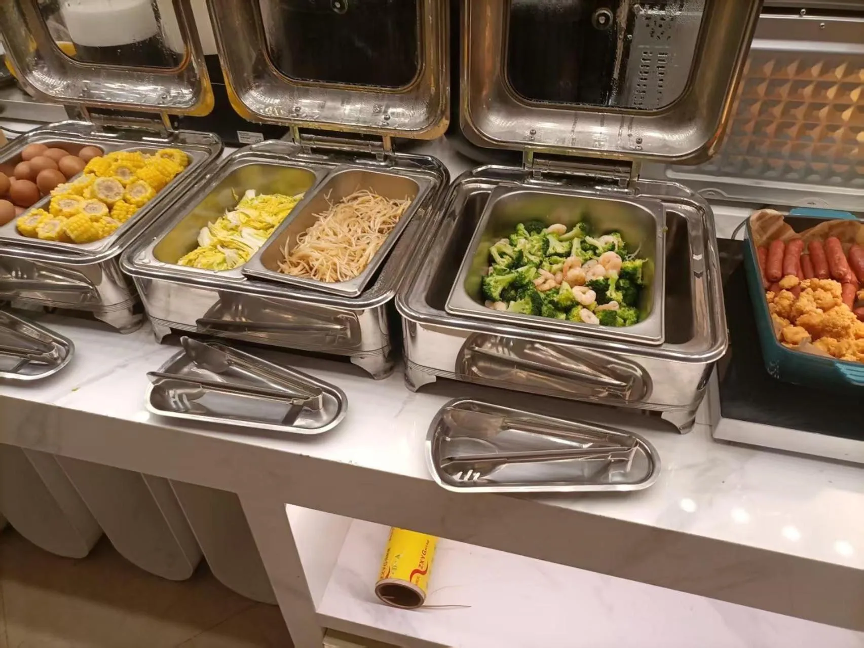 Breakfast in Shanghai Lujiazui Area BaBaiBan LANOU Hotel