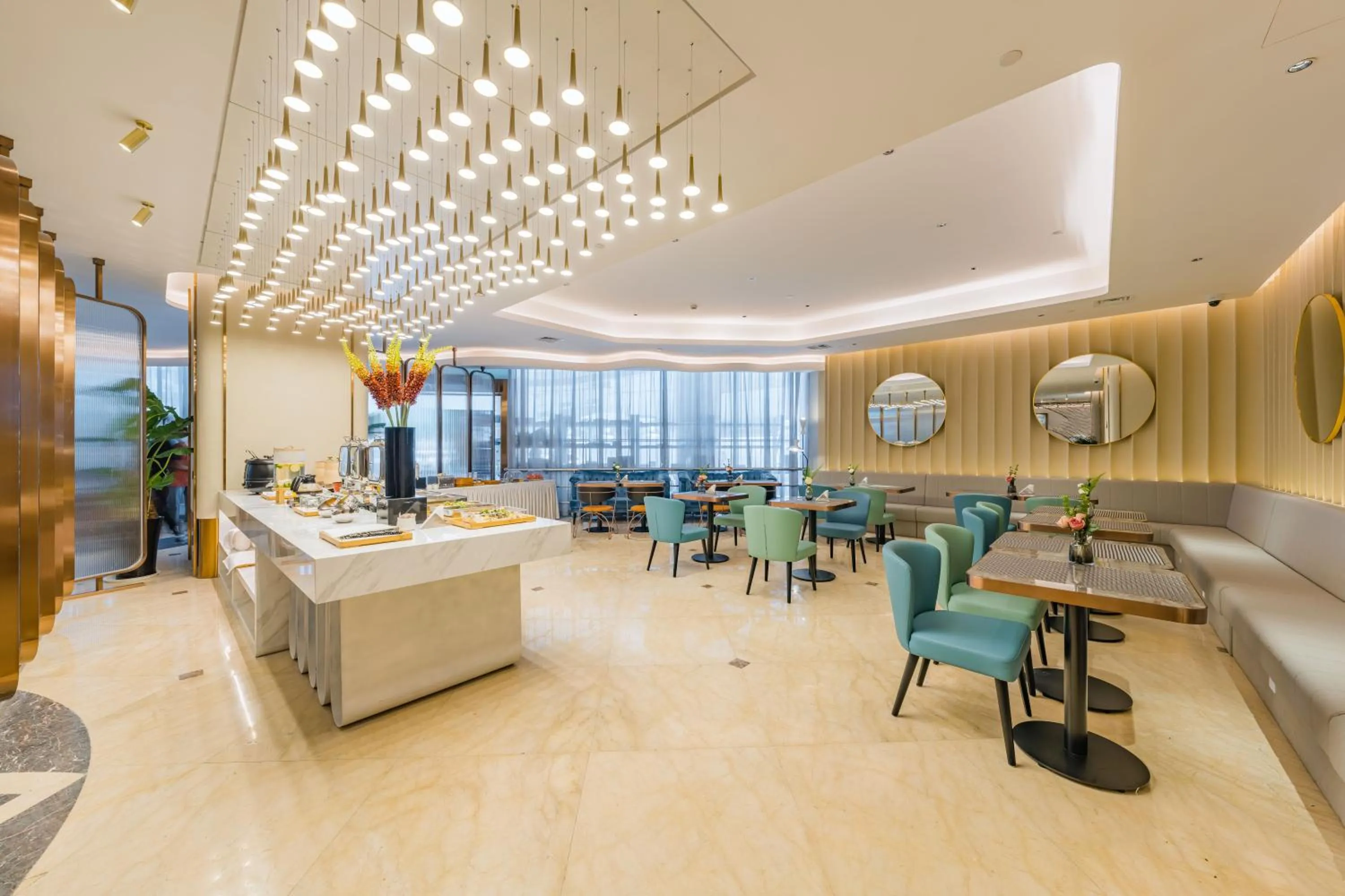 Restaurant/places to eat in Shanghai Lujiazui Area BaBaiBan LANOU Hotel