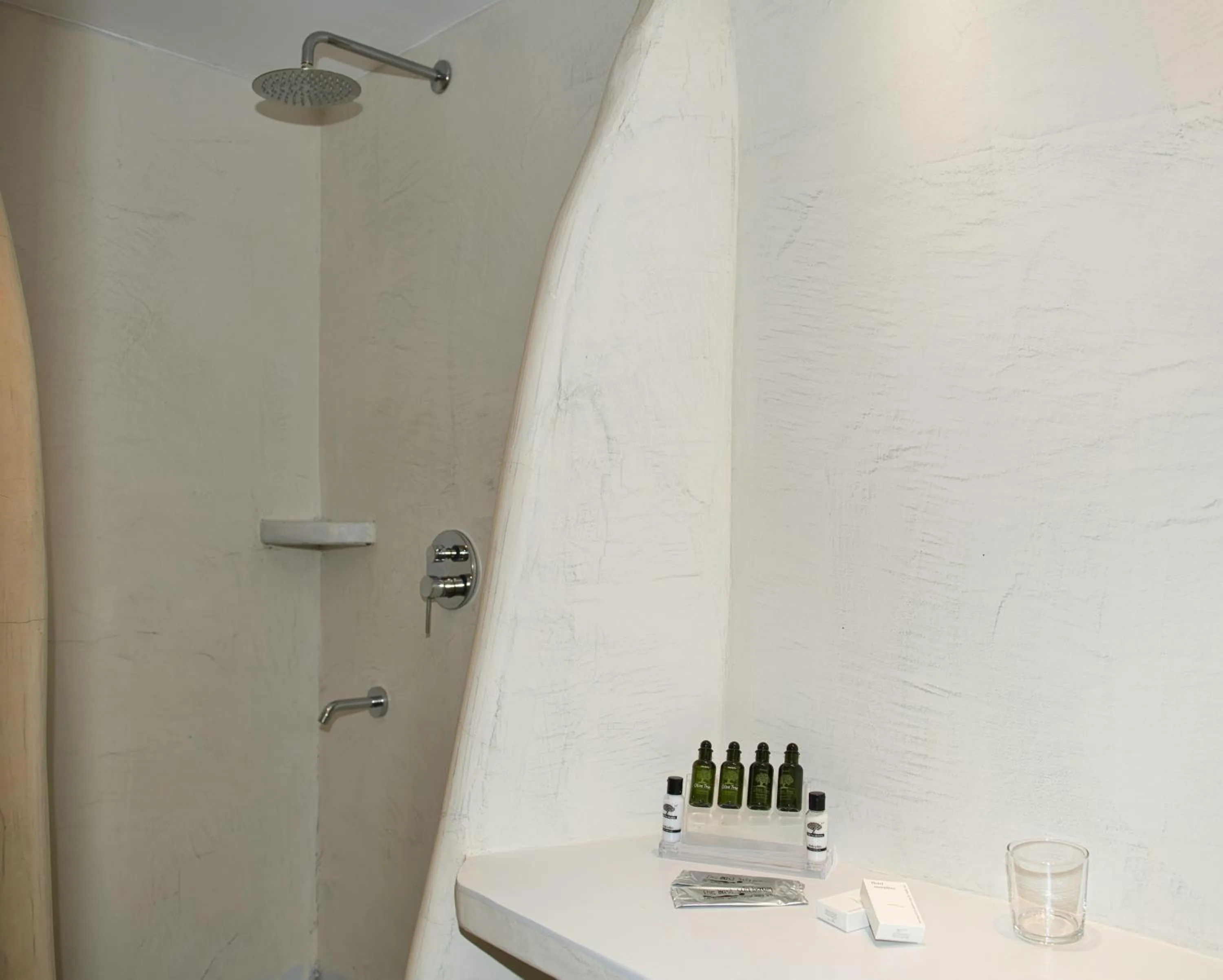 Bathroom in The Last Sunbeam - Adults Only