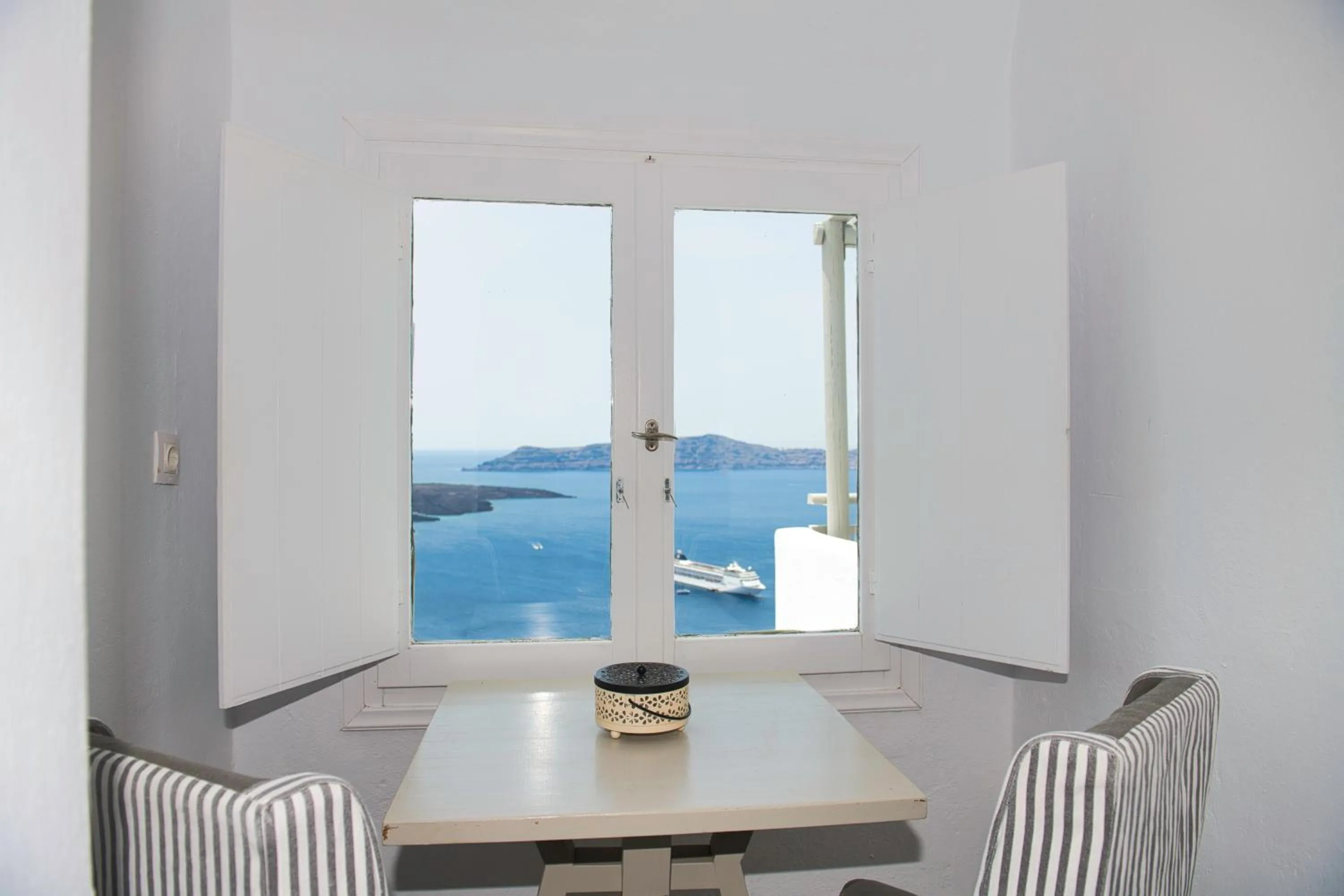 Seating area in The Last Sunbeam - Adults Only