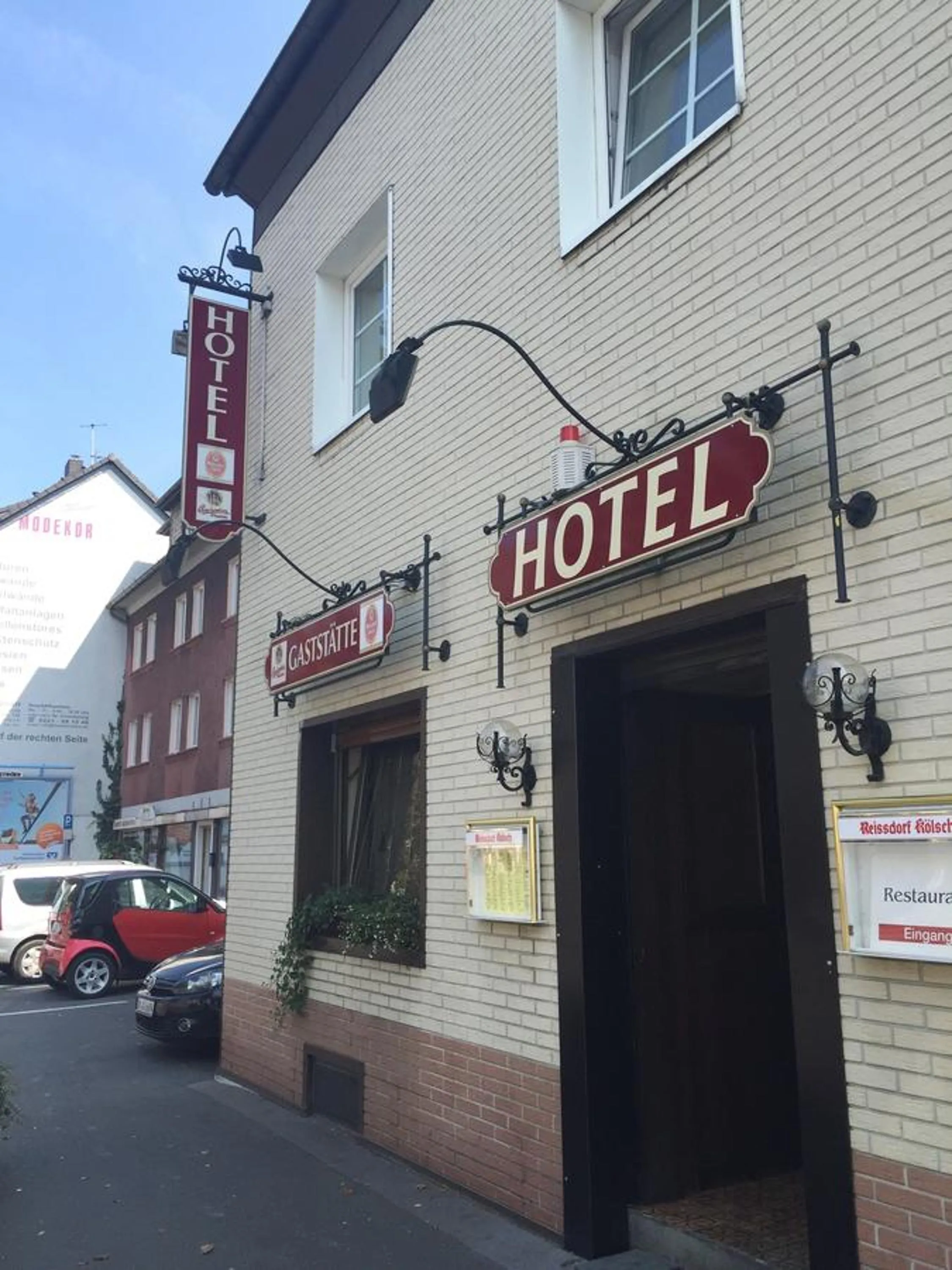 Facade/entrance in Hotel Restaurant Zagreb
