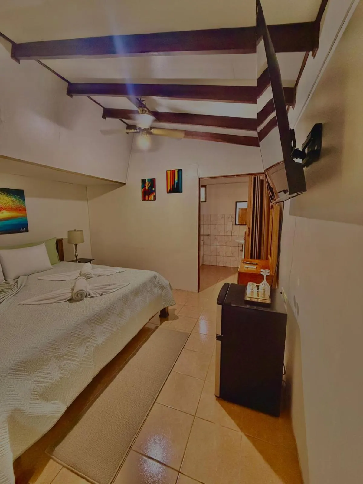 Bed in Loma Real Hot Springs Bed & Breakfast