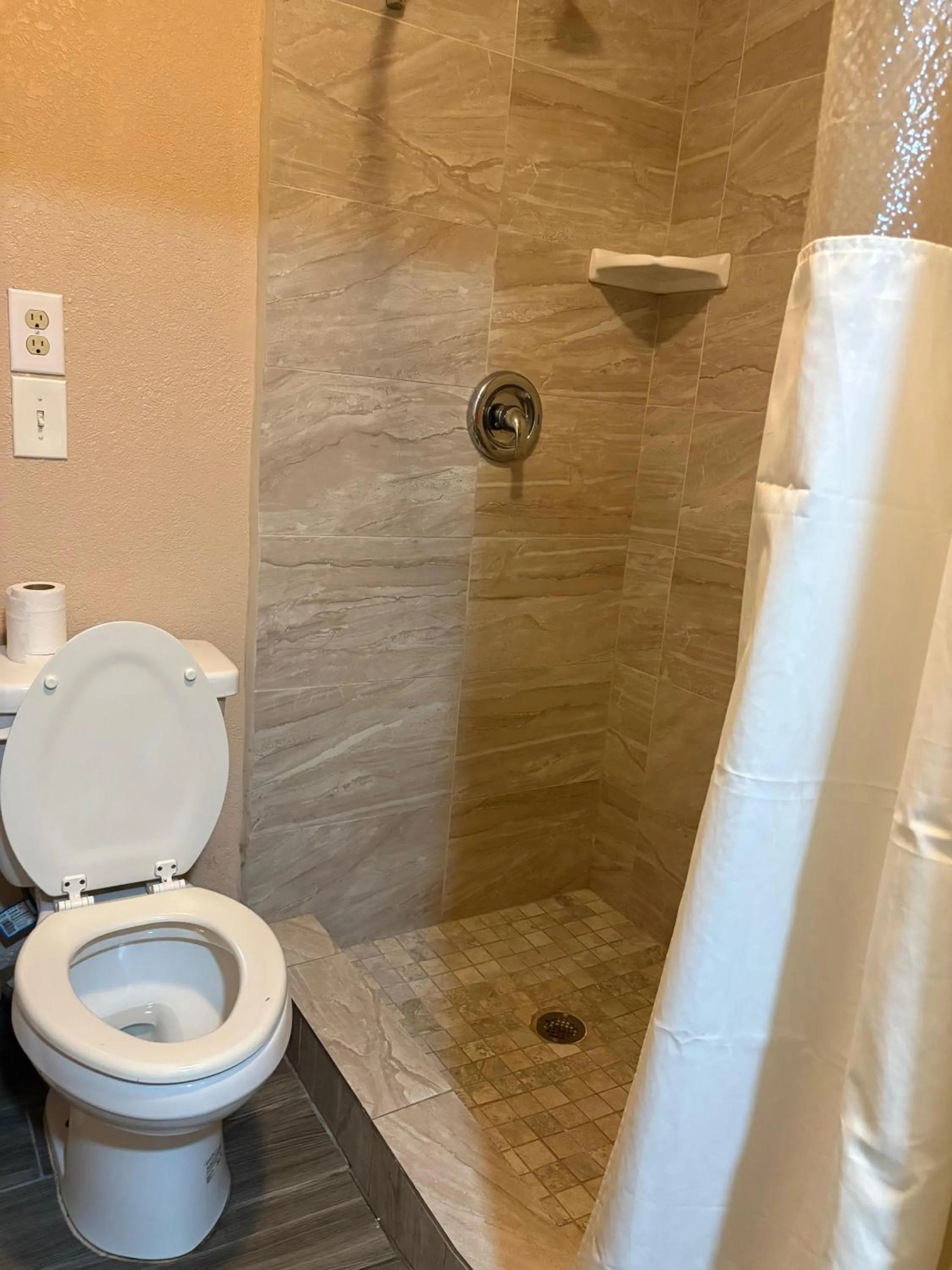 Bathroom in SE'Air Motel By Townhouse Corpus Christi - Padre Island Tx
