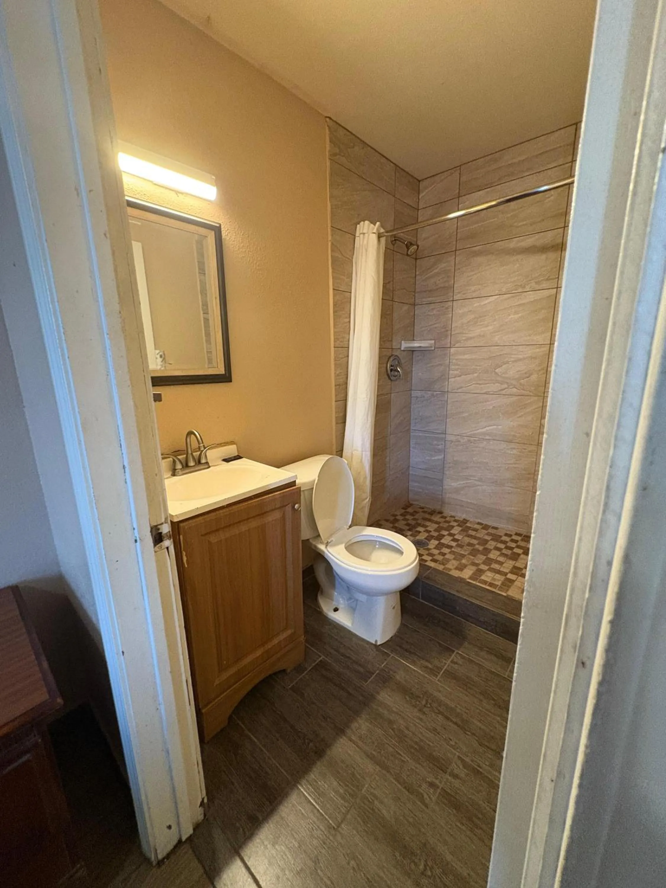 Bathroom in SE'Air Motel By Townhouse Corpus Christi - Padre Island Tx