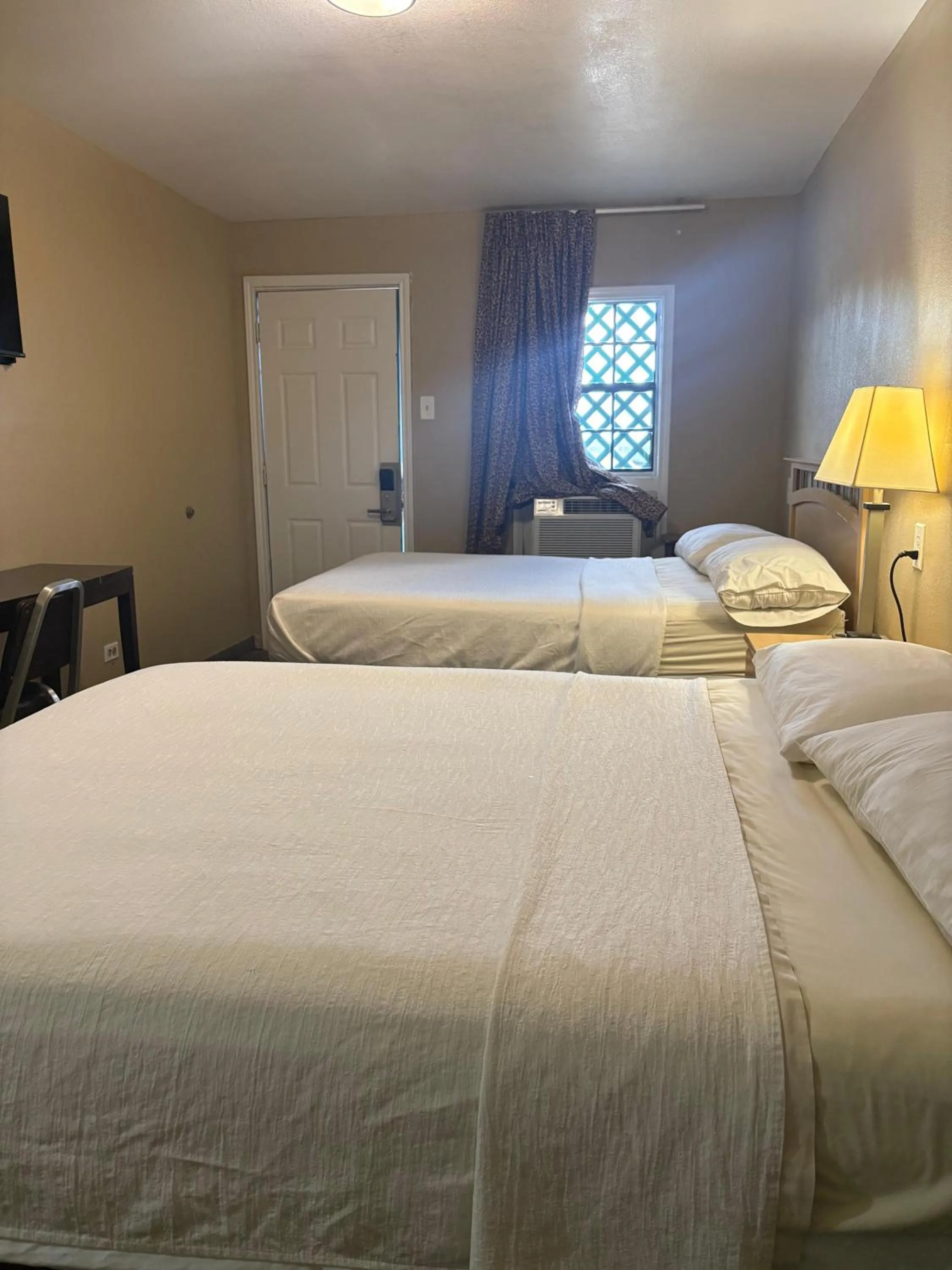 Bedroom, Bed in SE'Air Motel By Townhouse Corpus Christi - Padre Island Tx