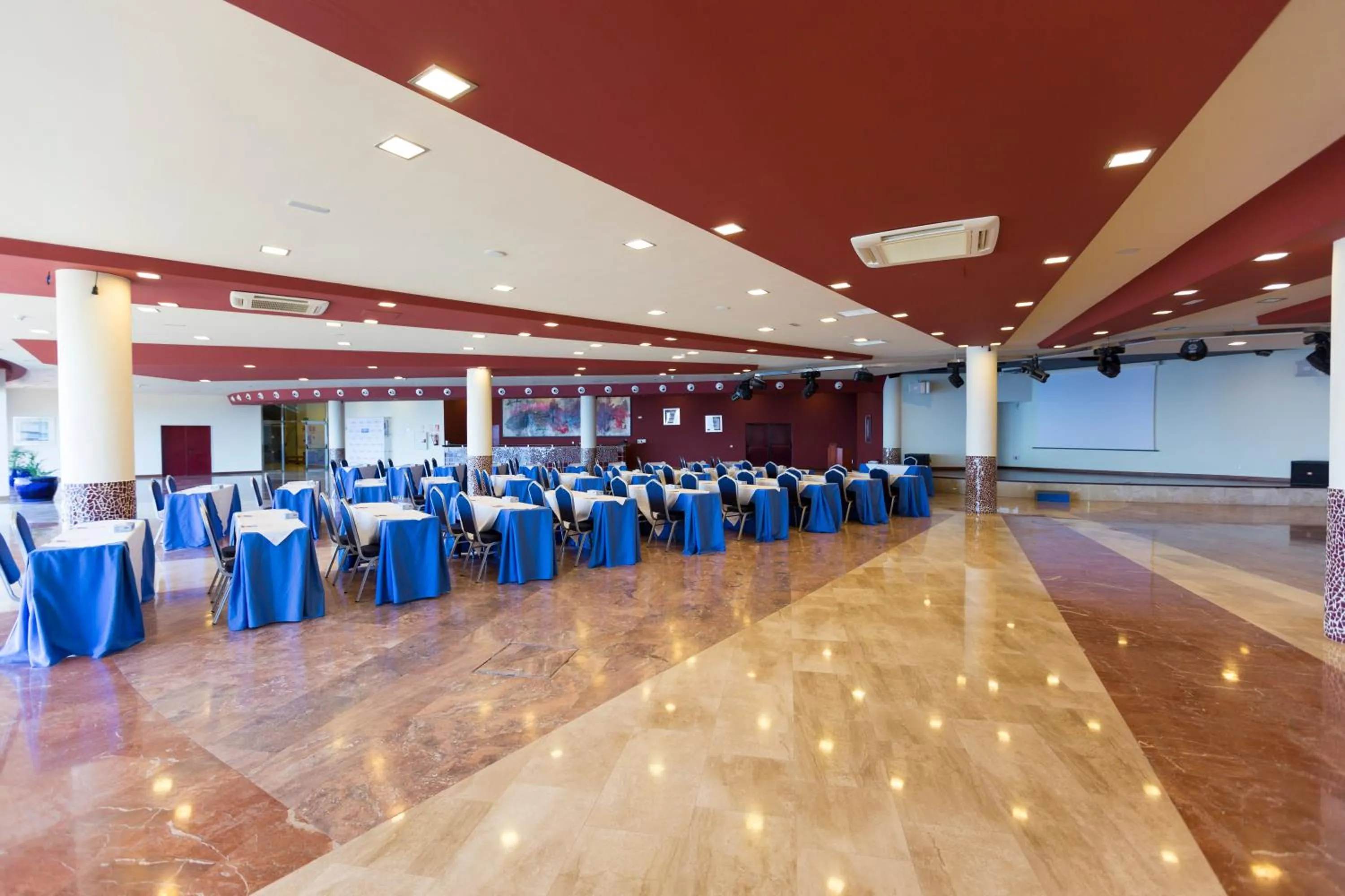 Meeting/conference room in Gloria Palace Royal Hotel & Spa