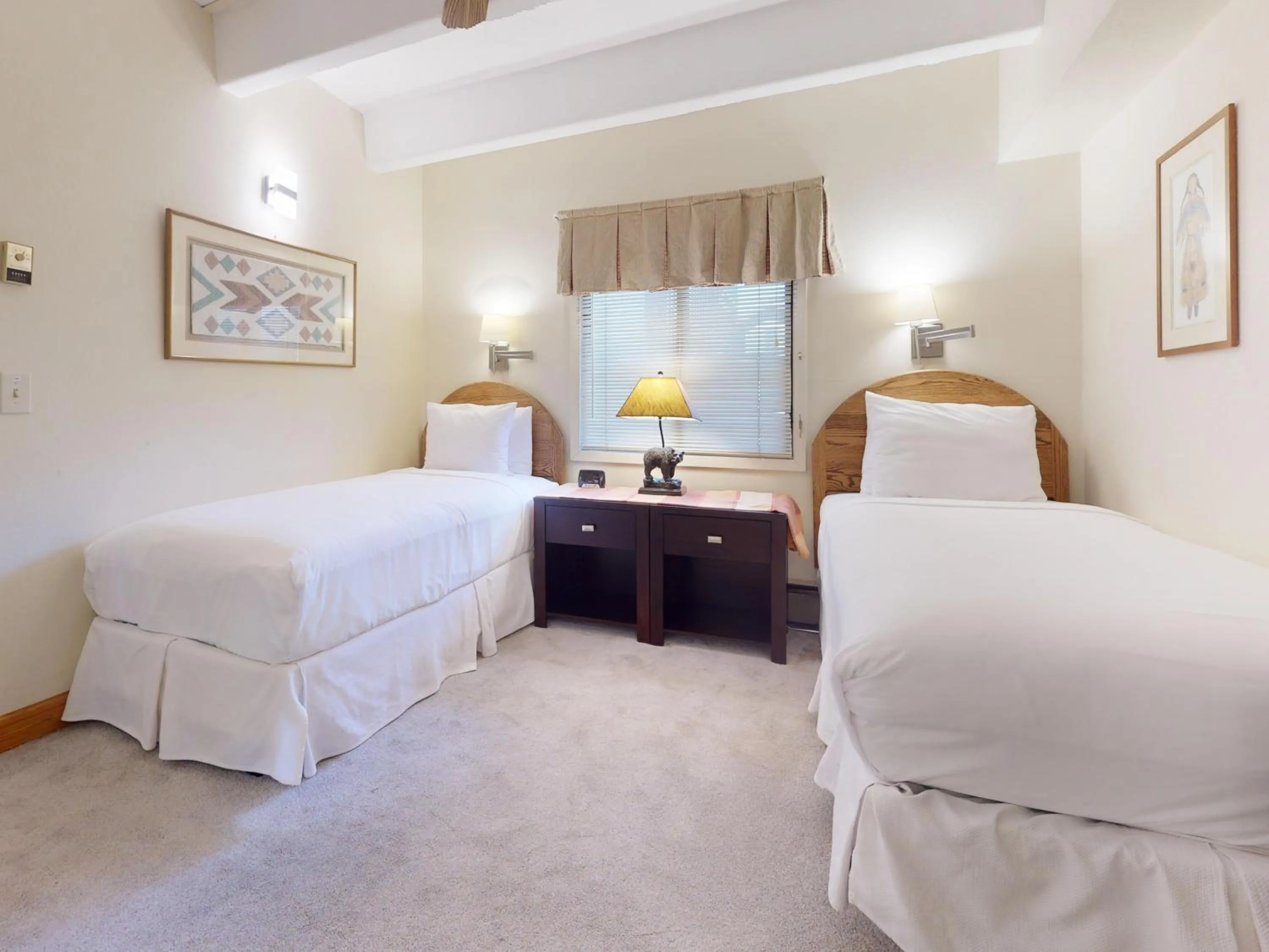 Bedroom, Bed in The Landmark