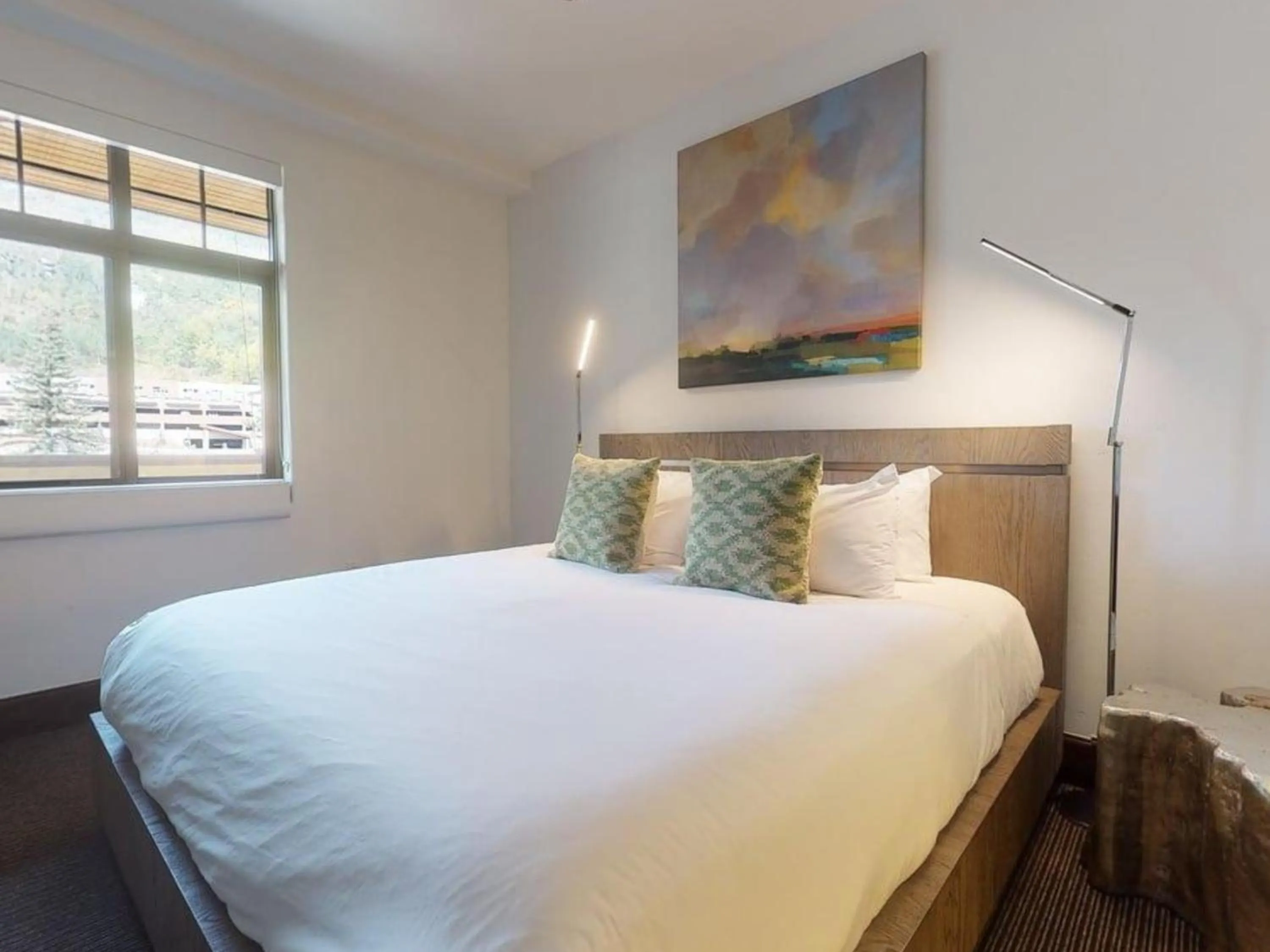 Bedroom, Bed in The Landmark